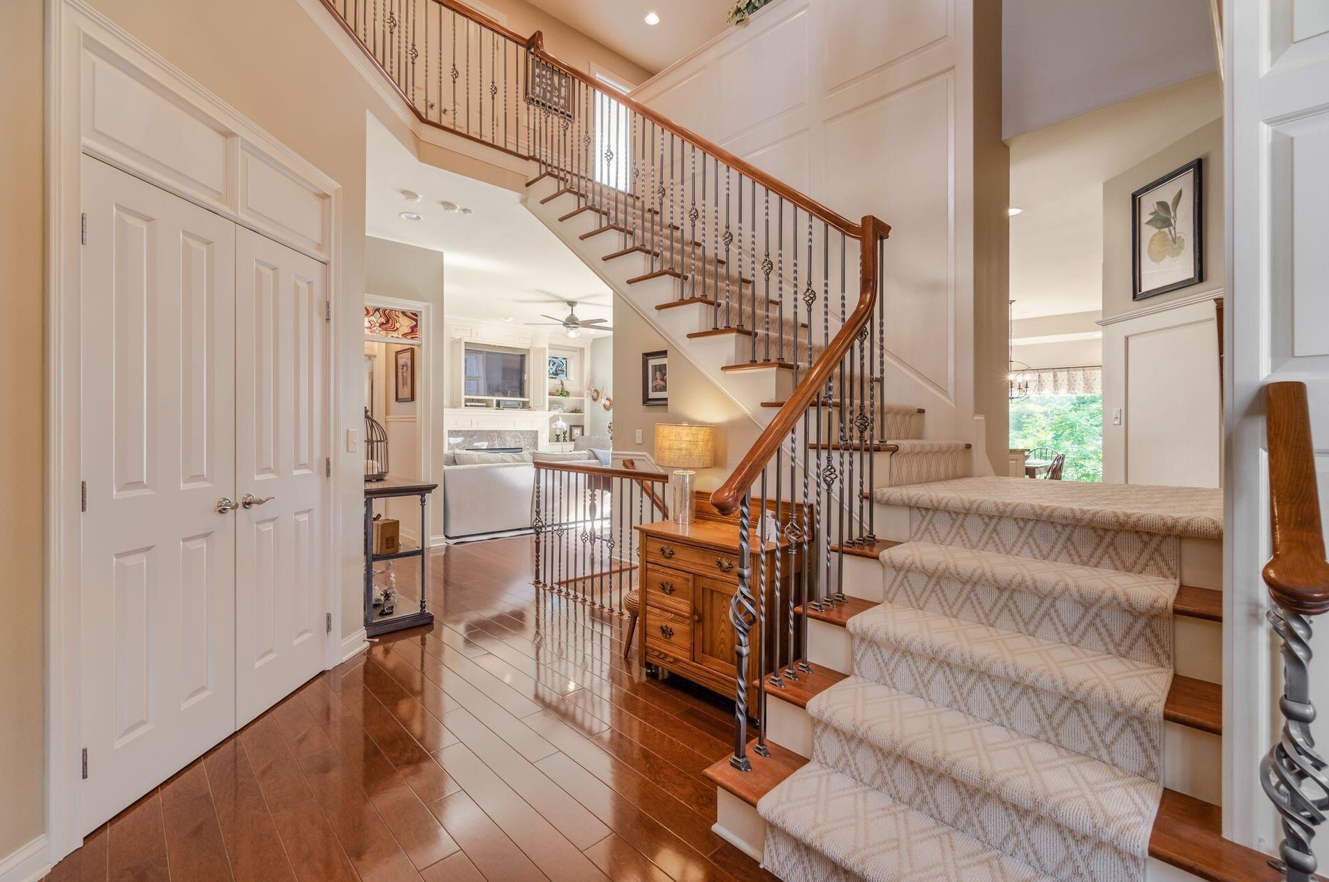 210 Cherokee Ct, Pickerington OH  43147-8047 exterior