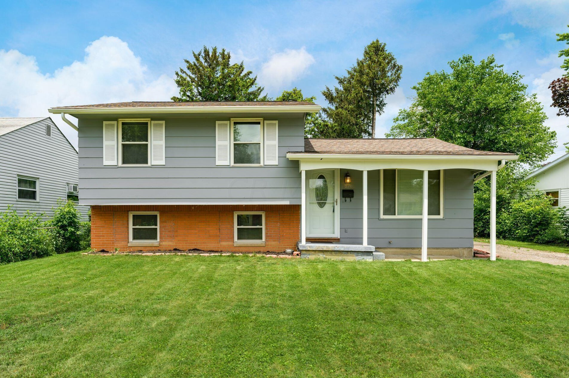 1420 Chelmsford Ct, Columbus, OH 43229-1914