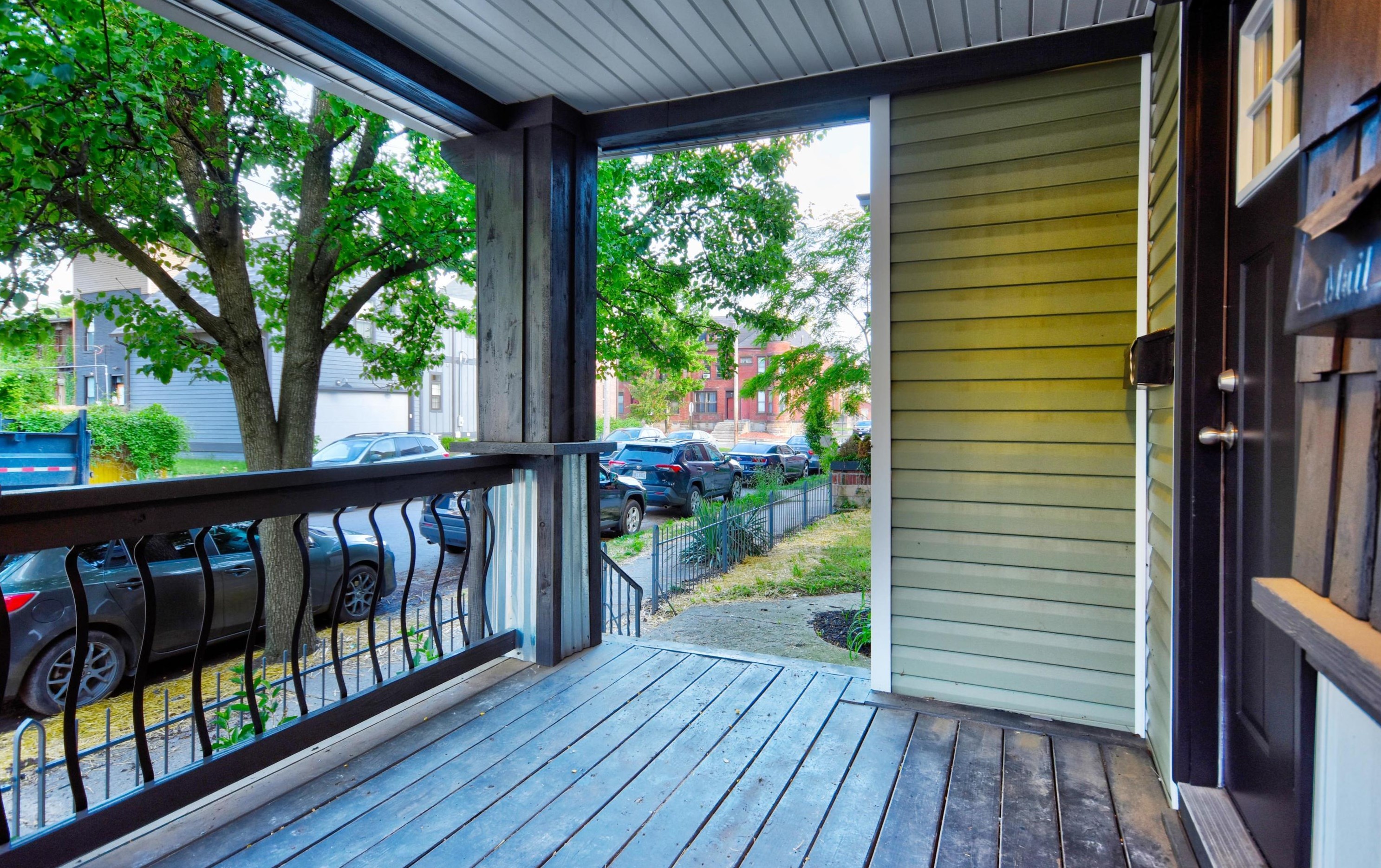 47 Monroe Ave, Columbus, OH 43203-1857