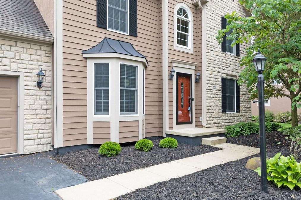 2223 Meadowshire Rd, Galena, OH 43021
