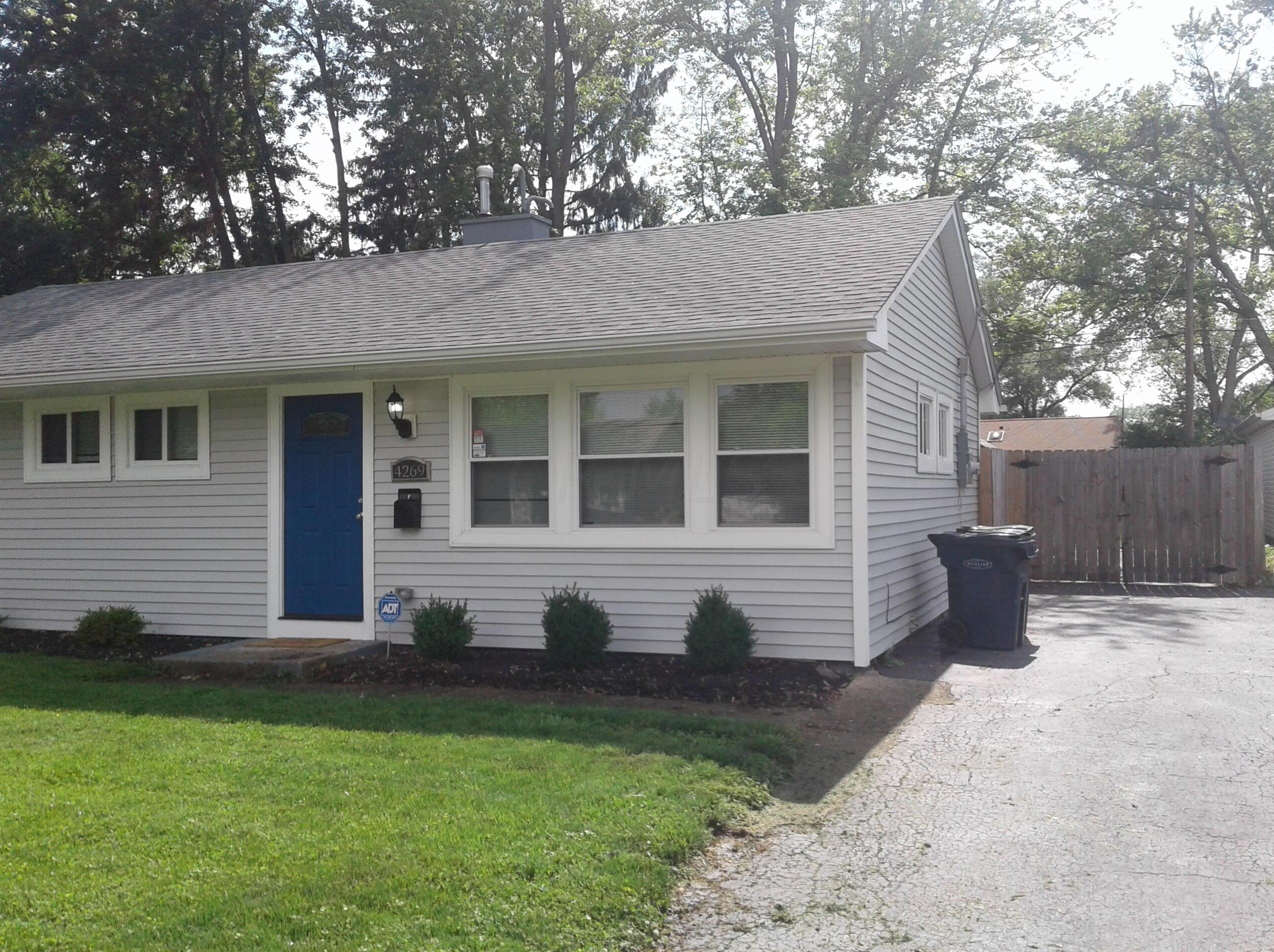 4269 Wayne St, Hilliard, OH 43026