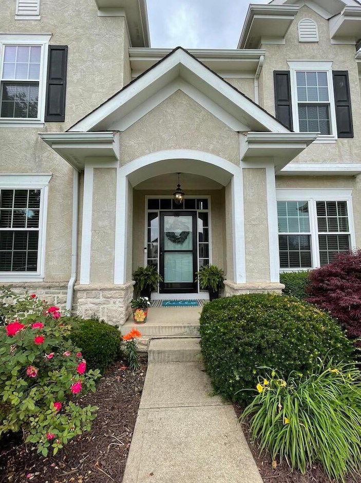 7821 Park Bend Dr, Westerville, OH 43082-9331