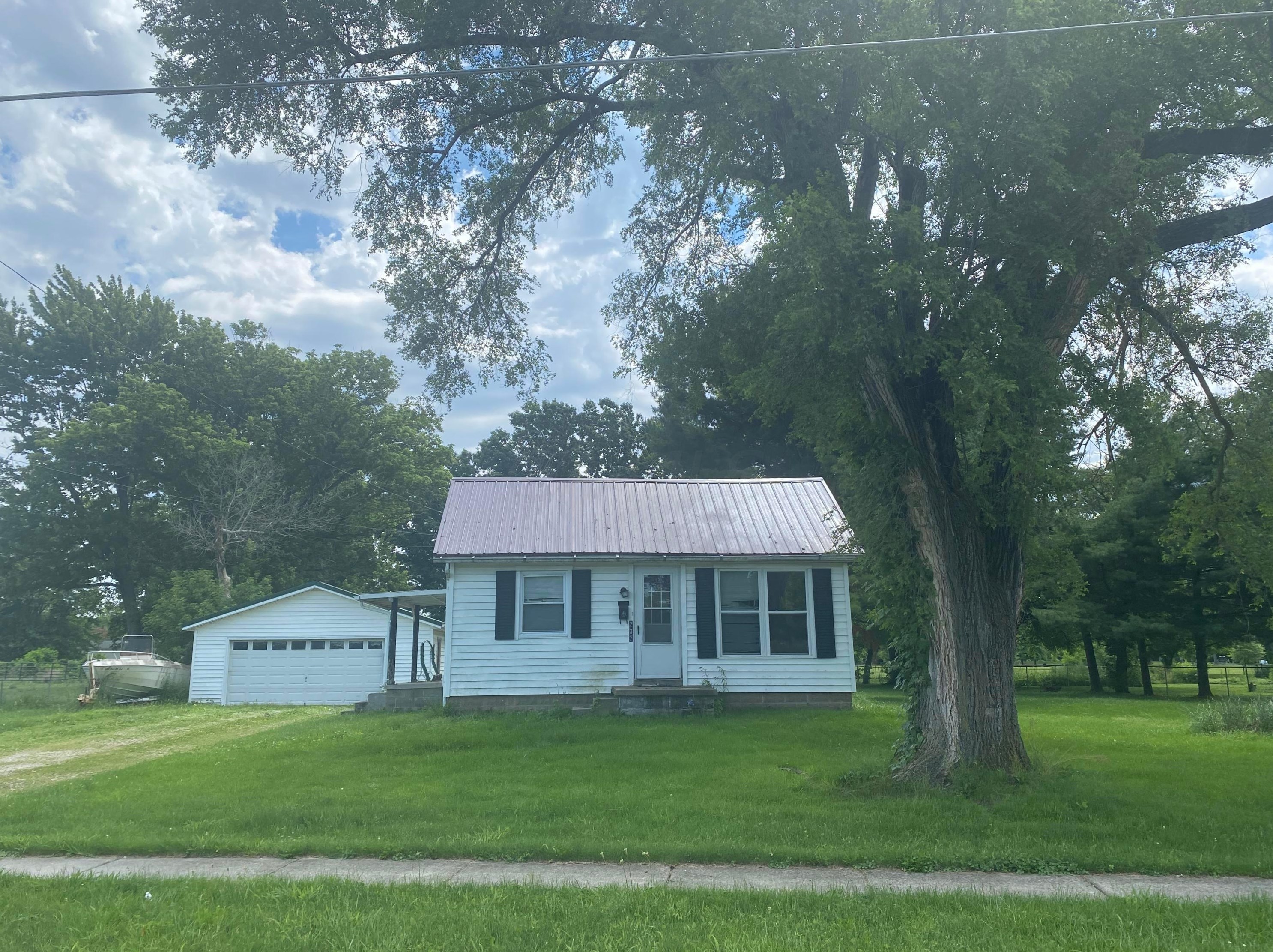 237 Railroad St, Cardington, OH 43315
