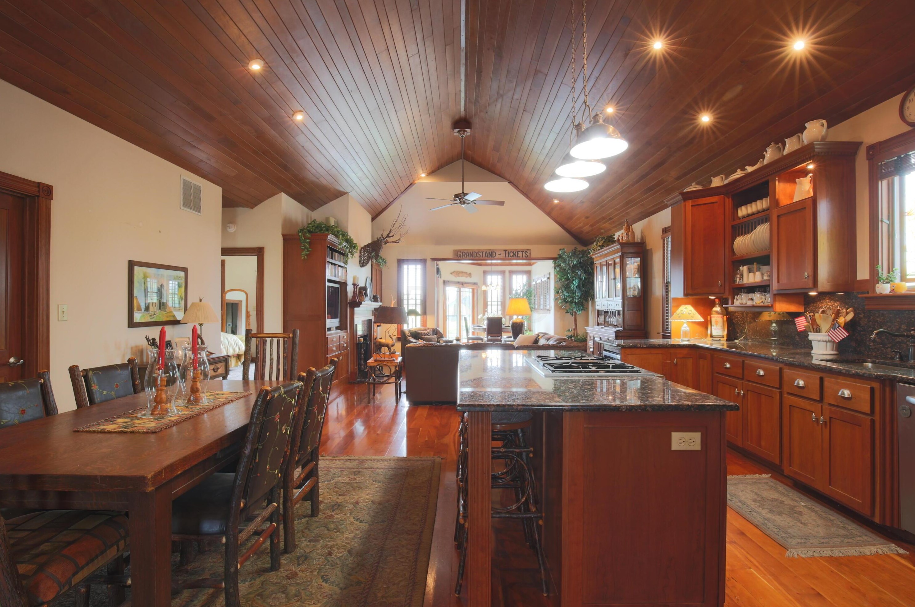 3081 Greenlawn Ave, Millersport OH  43046-9739 exterior