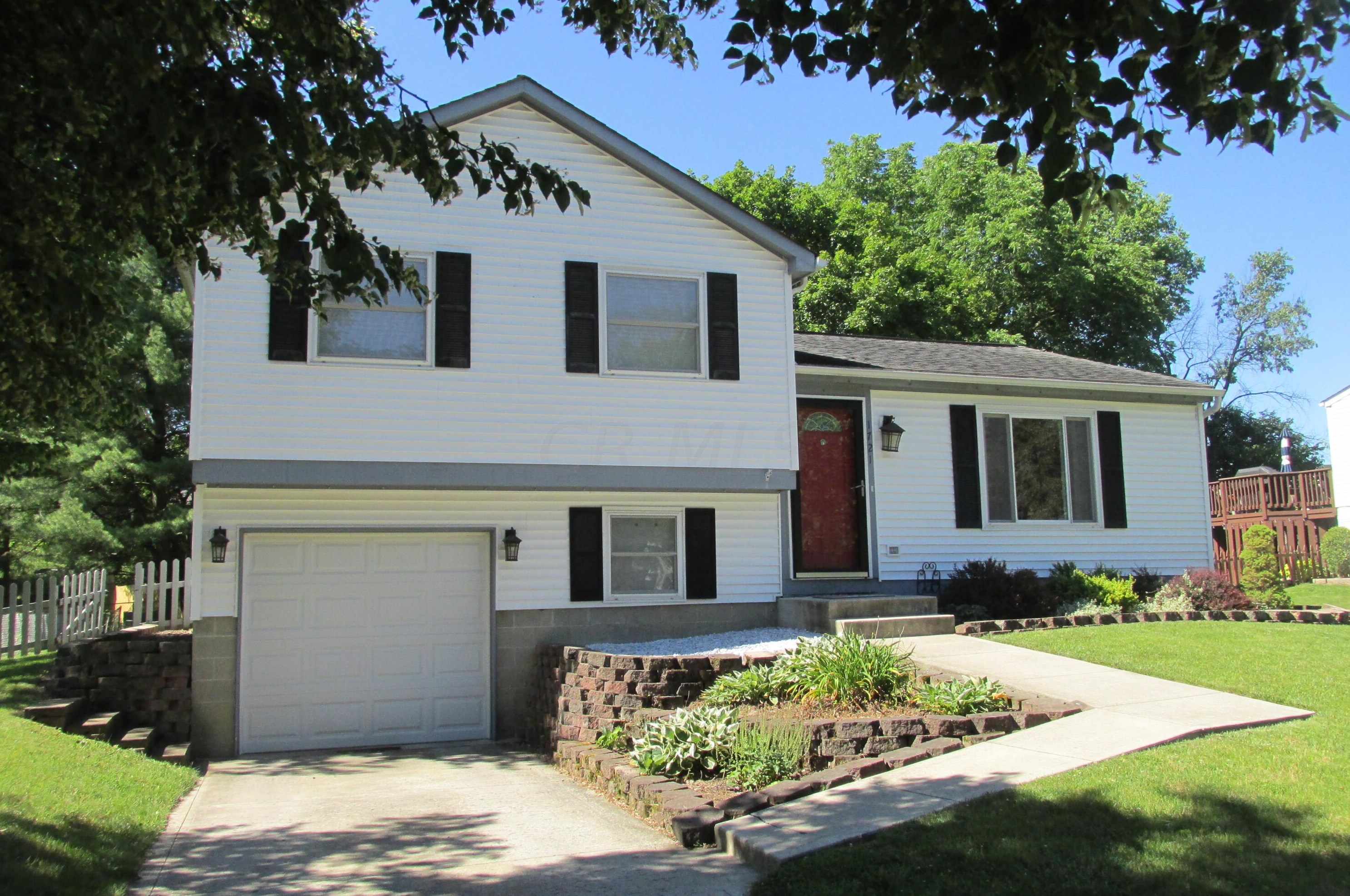 1721 Wessel Dr, Columbus, OH 43235-4302
