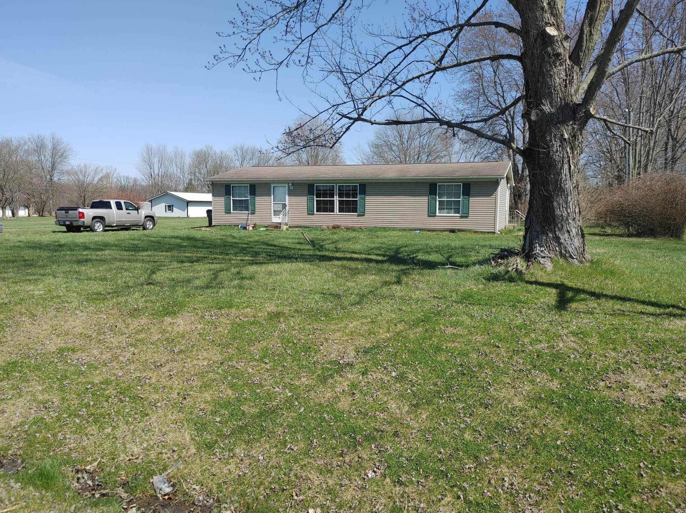 5371 Mink Sw St, Pataskala, OH 43062