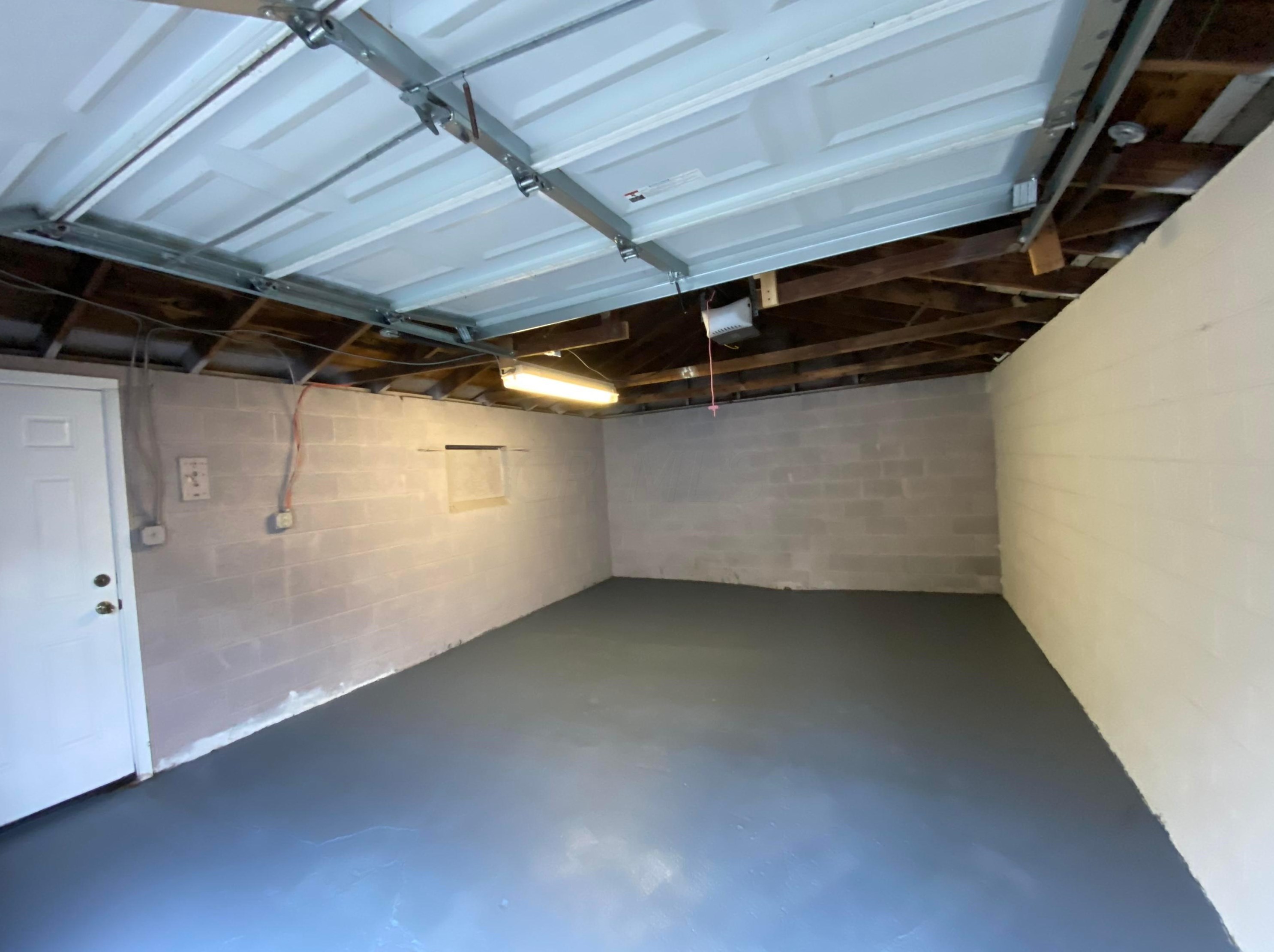 2417 Mecca Rd, Columbus OH  43224-4643 exterior