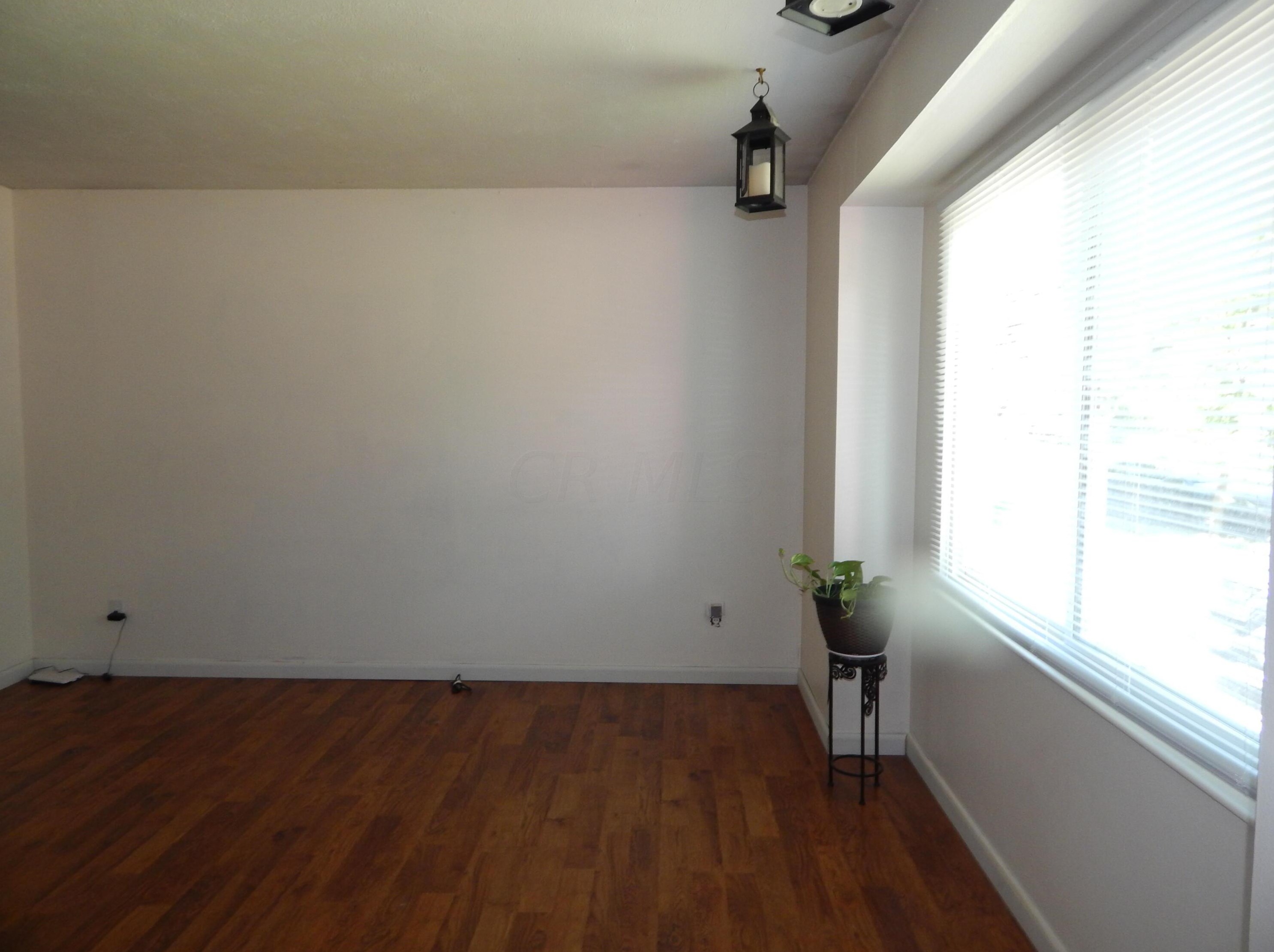 1929 Fleming Rd, Columbus, OH 43232-6800