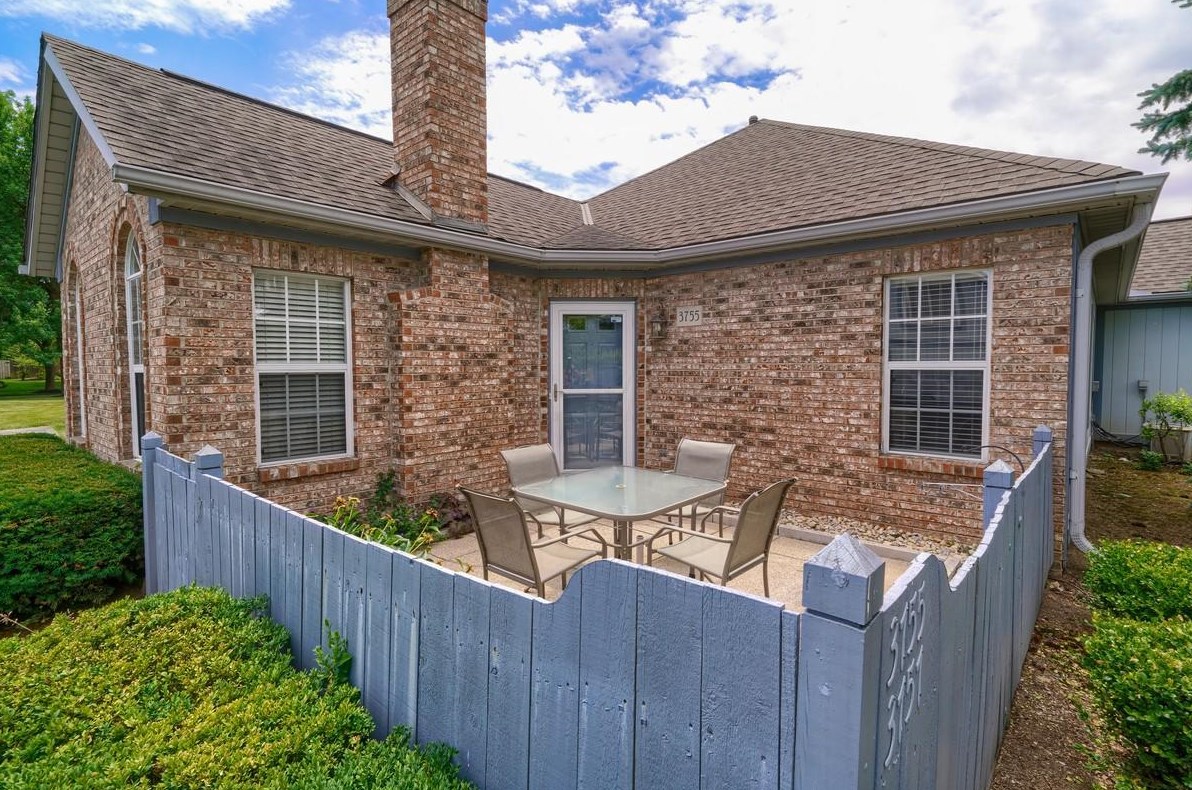 3755 Mill Stream Dr, Hilliard, OH 43026-9378