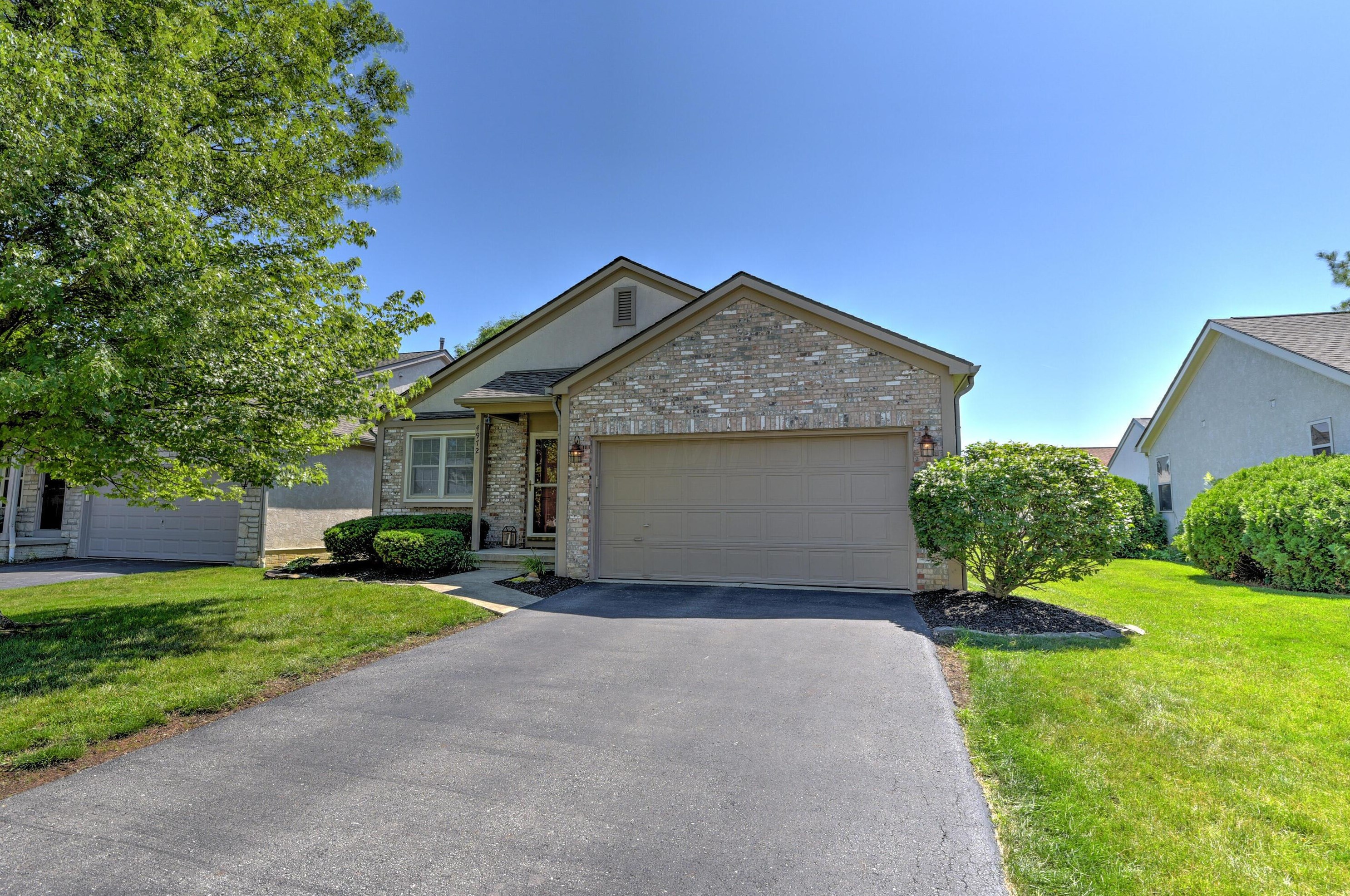 4972 Conifer Dr, Westerville, OH 43081-7812
