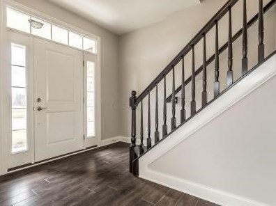 7136 Cabernet Ct, Dublin OH  43016-6357 exterior