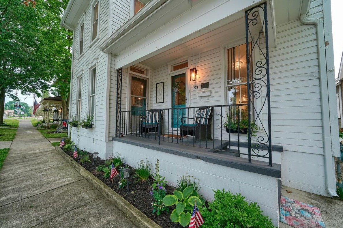 83 High St, Cnl Wnchstr, OH 43110-1355
