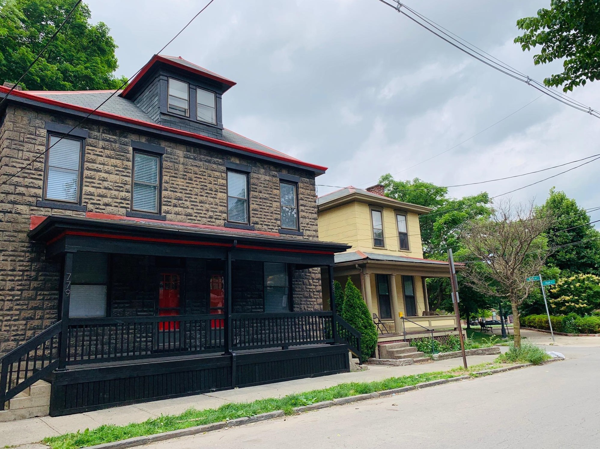 779 Kerr St, Columbus, OH 43215-1560
