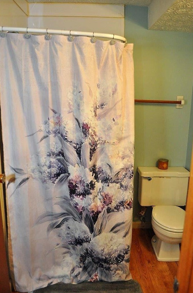 1901 Brookfield Rd, Columbus OH  43229-8824 exterior