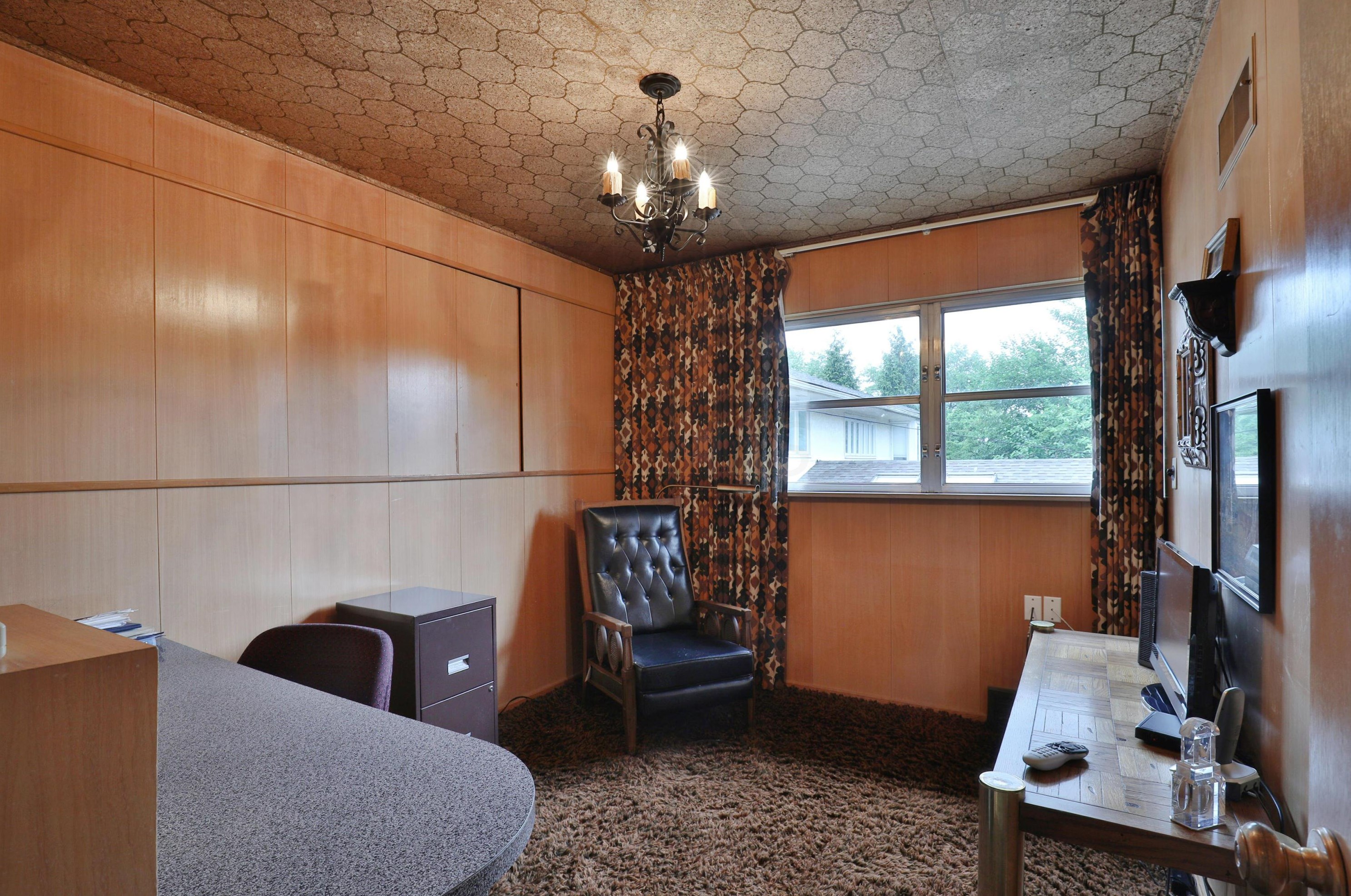 138 Merkle Rd, Columbus OH 43209-1554 exterior