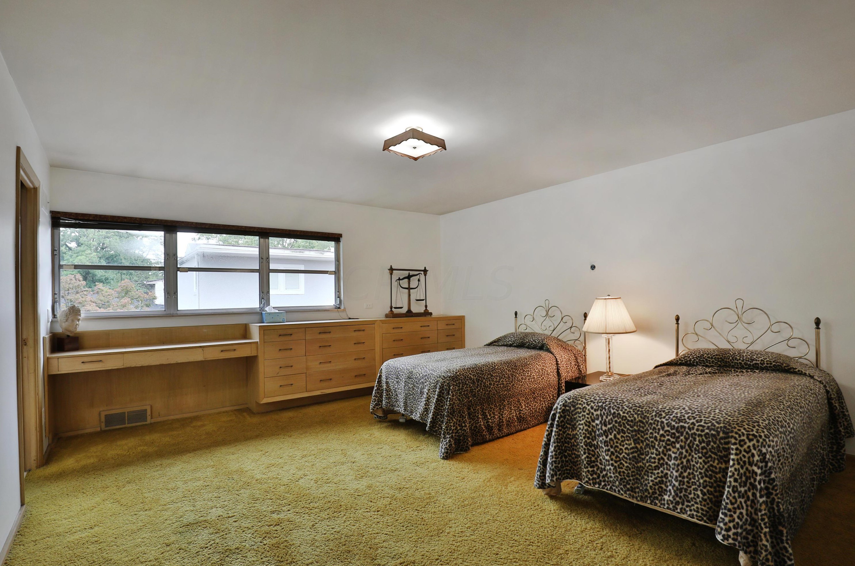 138 Merkle Rd, Columbus OH 43209-1554 exterior