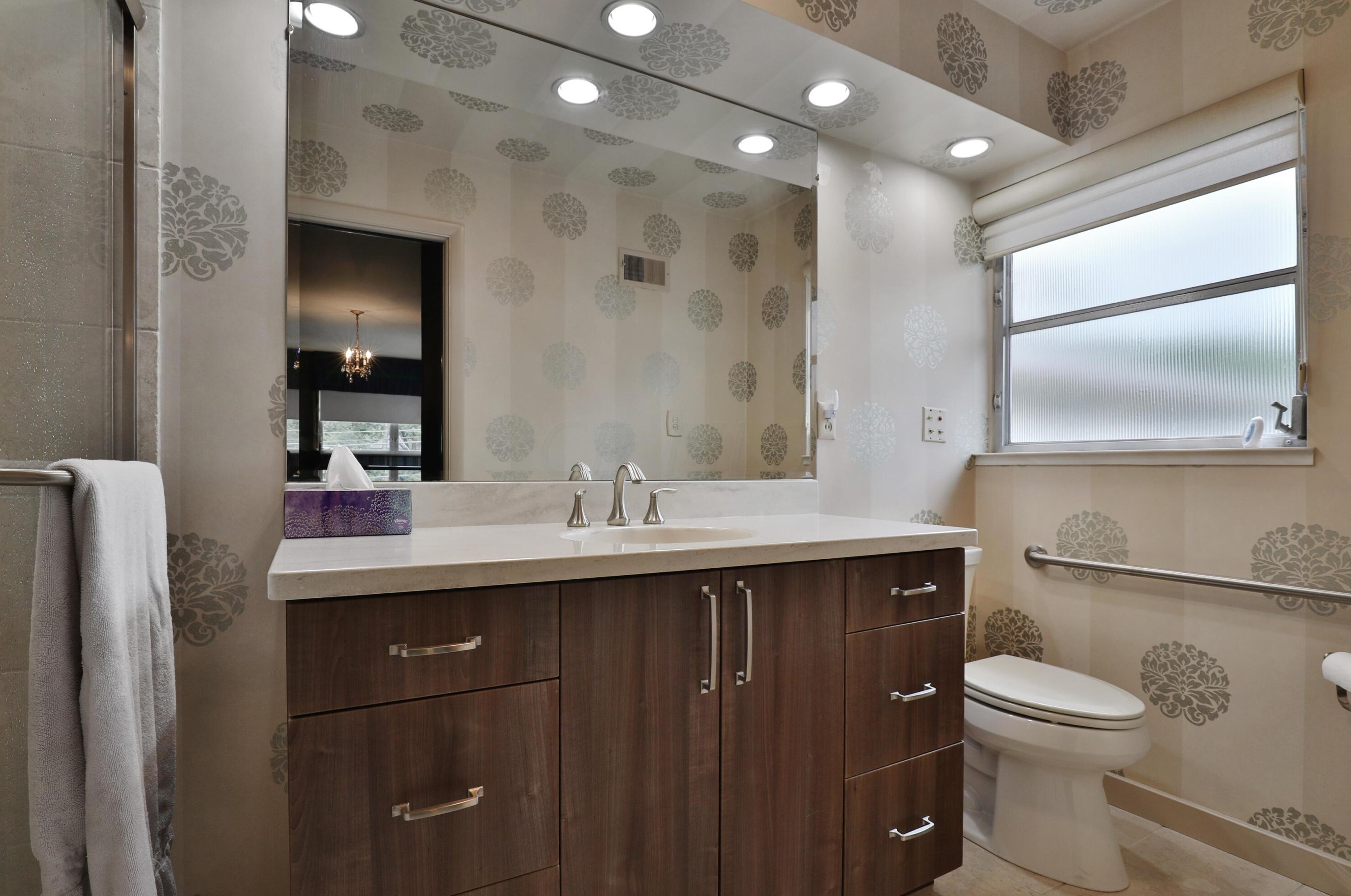 138 Merkle Rd, Columbus OH 43209-1554 exterior