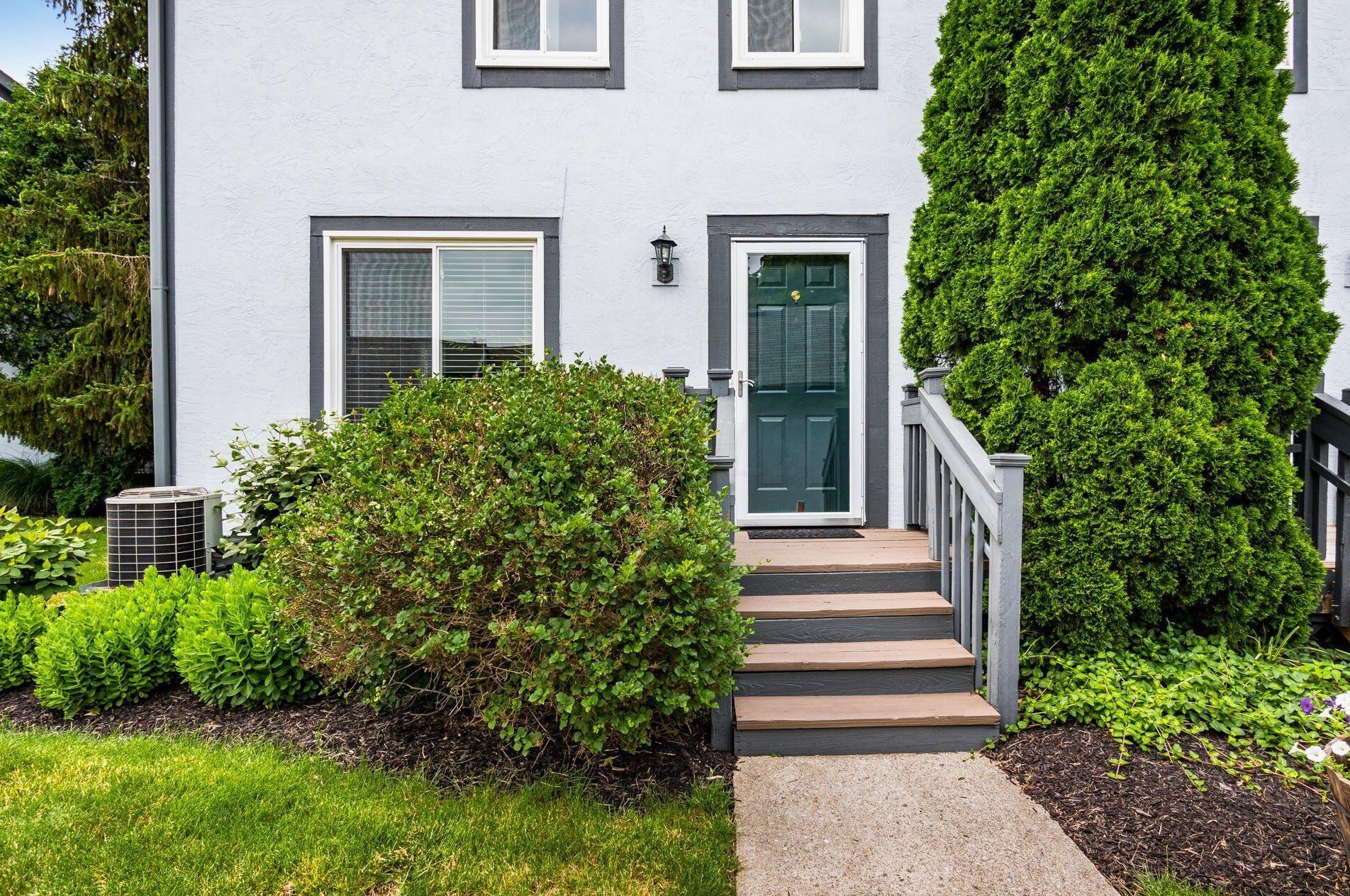 6307 Hyland Dr, Dublin, OH 43017-2876