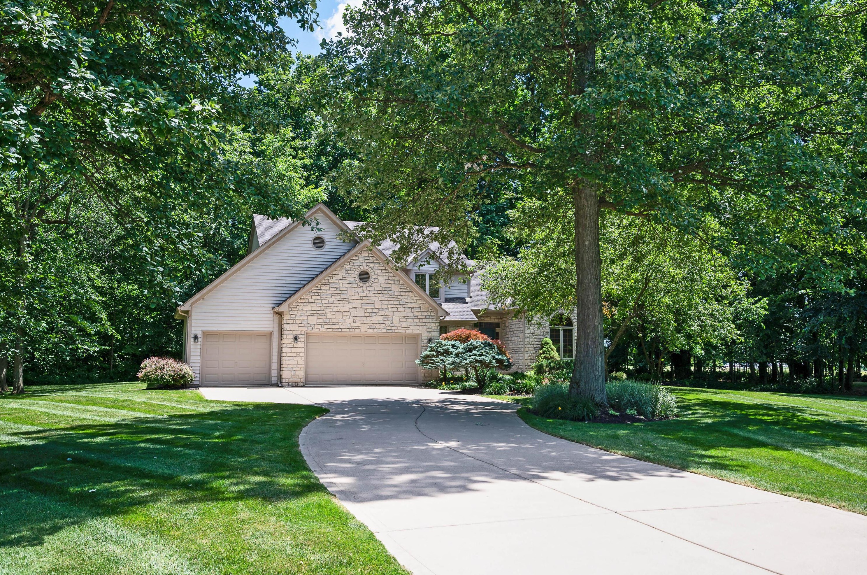 6716 Hawksnest Ct, Westerville, OH 43082-9270