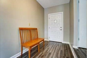 255 Ainsworth Ave, Columbus, OH 43230-1601