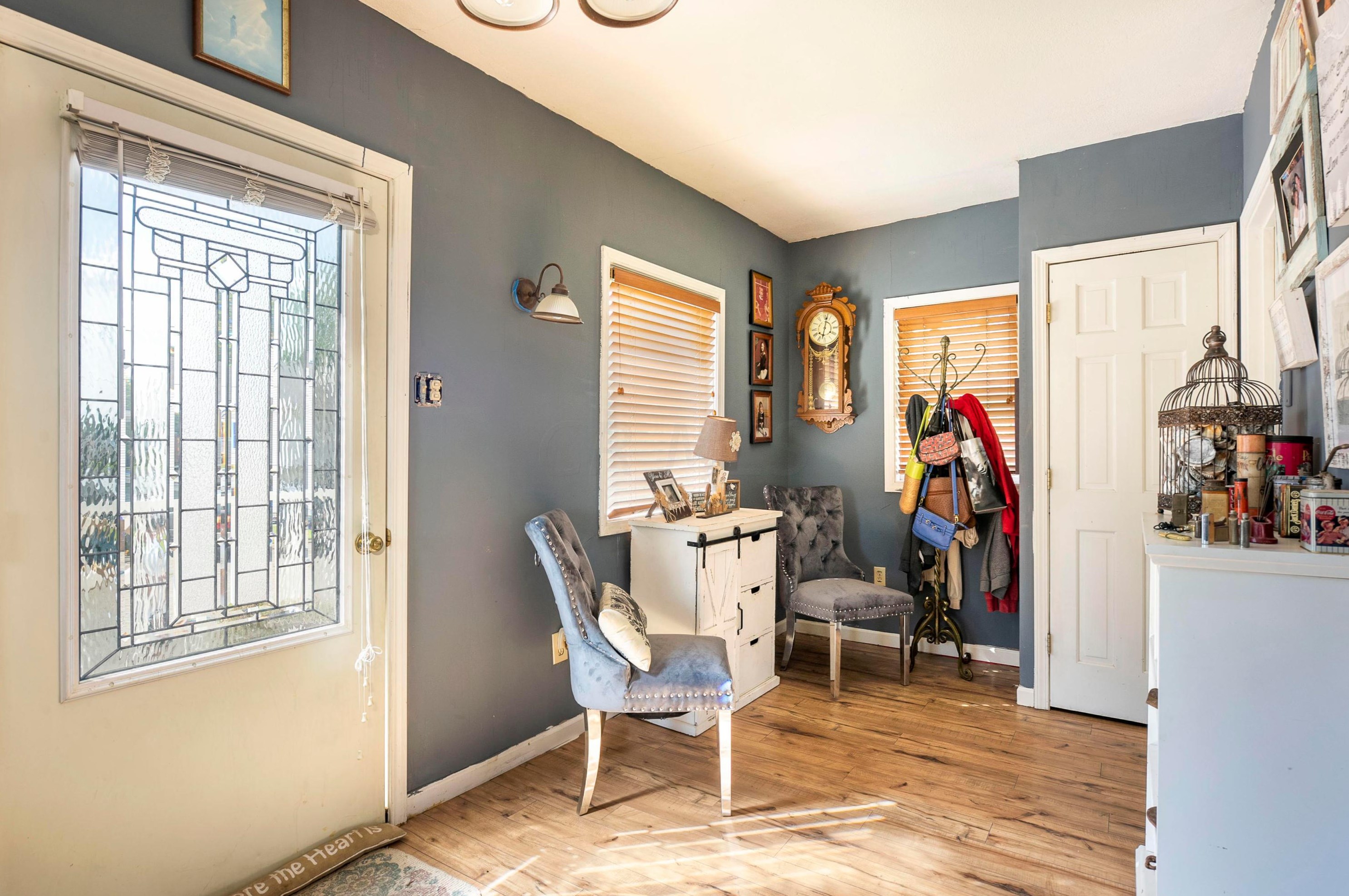 100 Lakeview Dr, Buckeye Lake, OH 43008