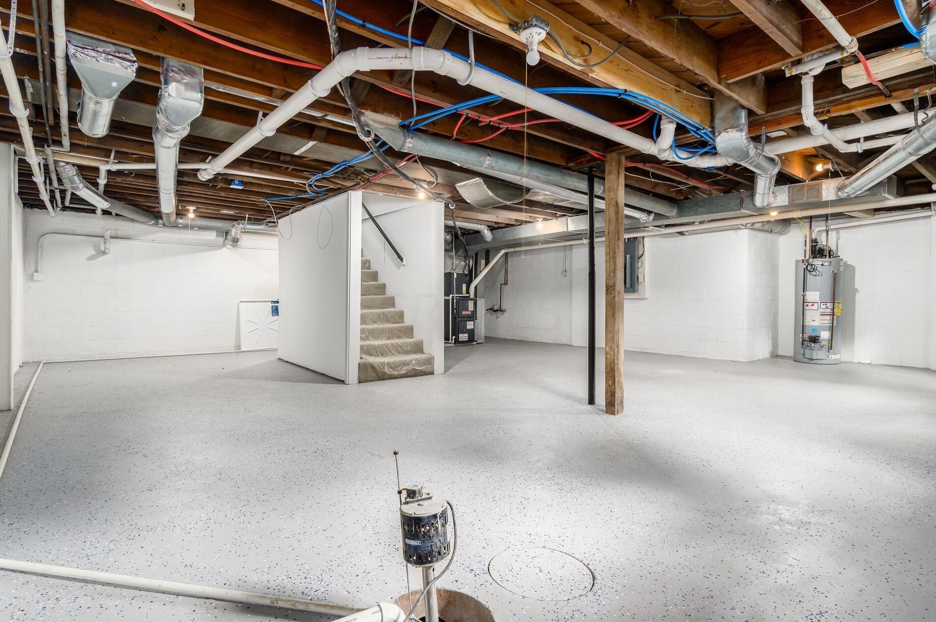 470 Johnstown Rd, Columbus OH  43230-2145 exterior