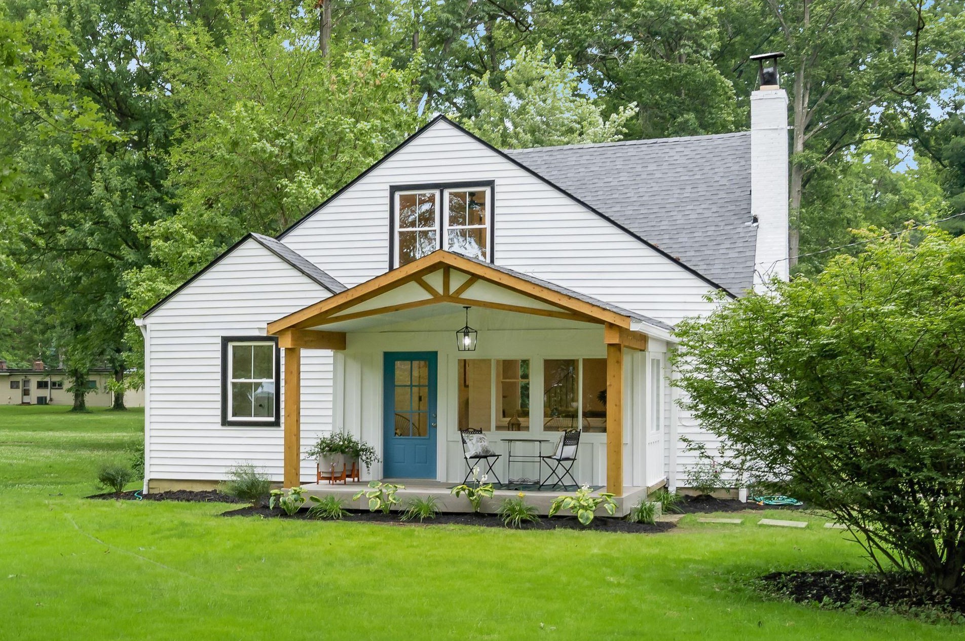 470 Johnstown Rd, Columbus OH  43230-2145 exterior