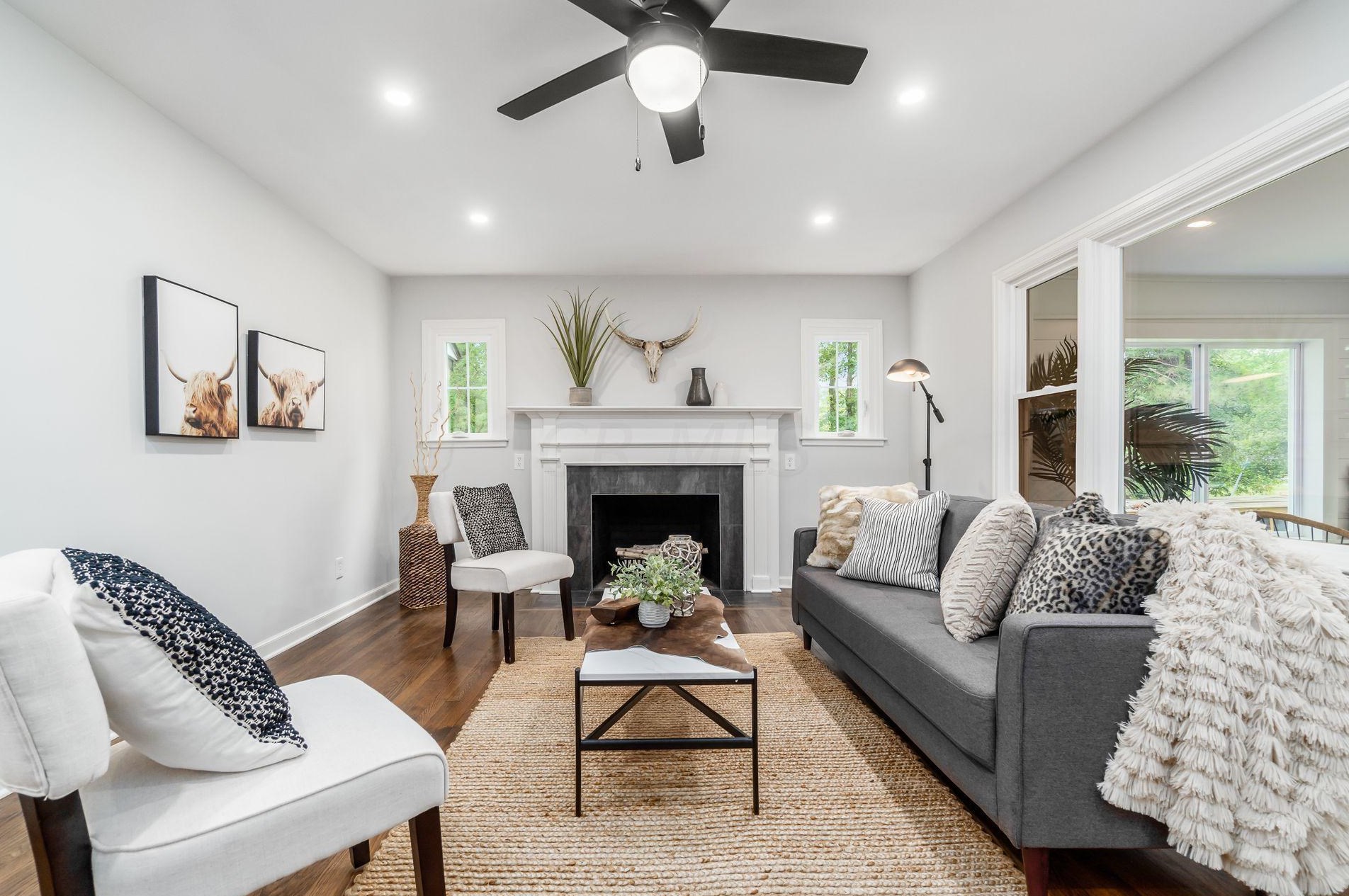 470 Johnstown Rd, Columbus OH  43230-2145 exterior