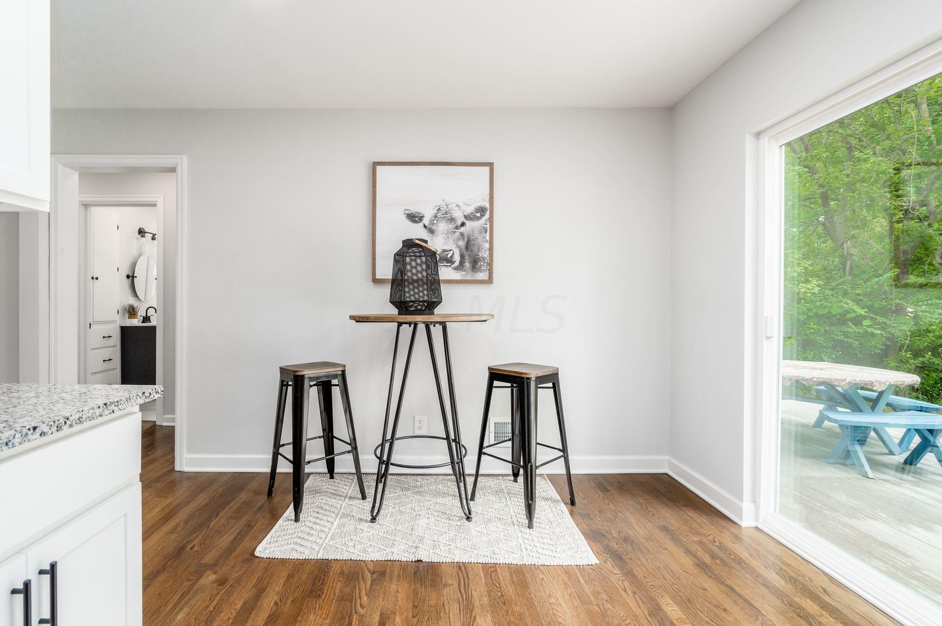 470 Johnstown Rd, Columbus OH  43230-2145 exterior