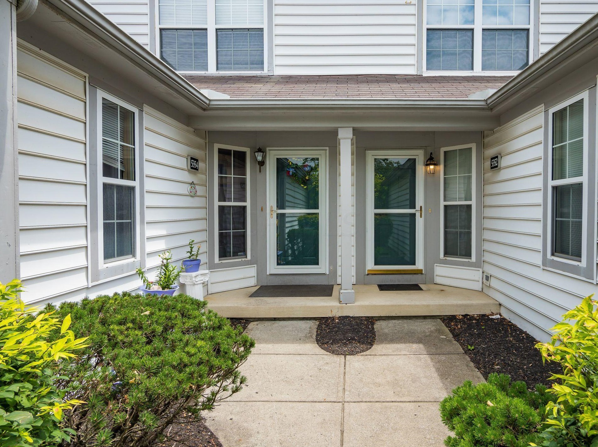 5354 Bethel Park Dr, Columbus, OH 43235-7124