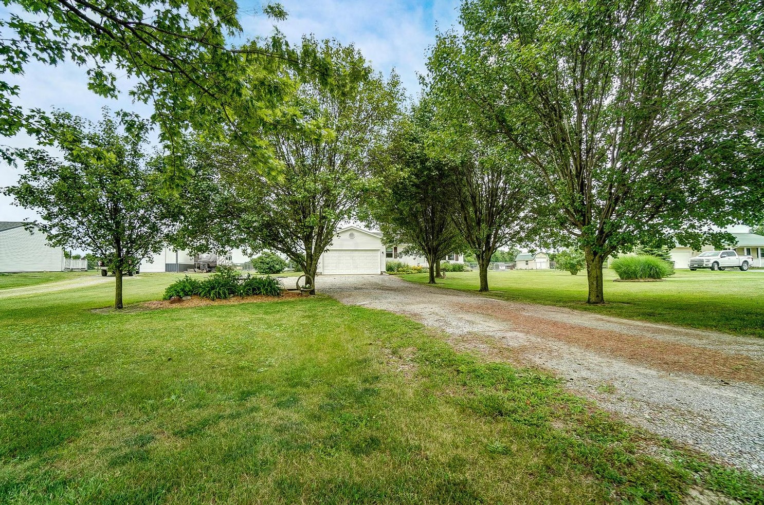 2775 Kite Rd, Saint Paris, OH 43072-9493