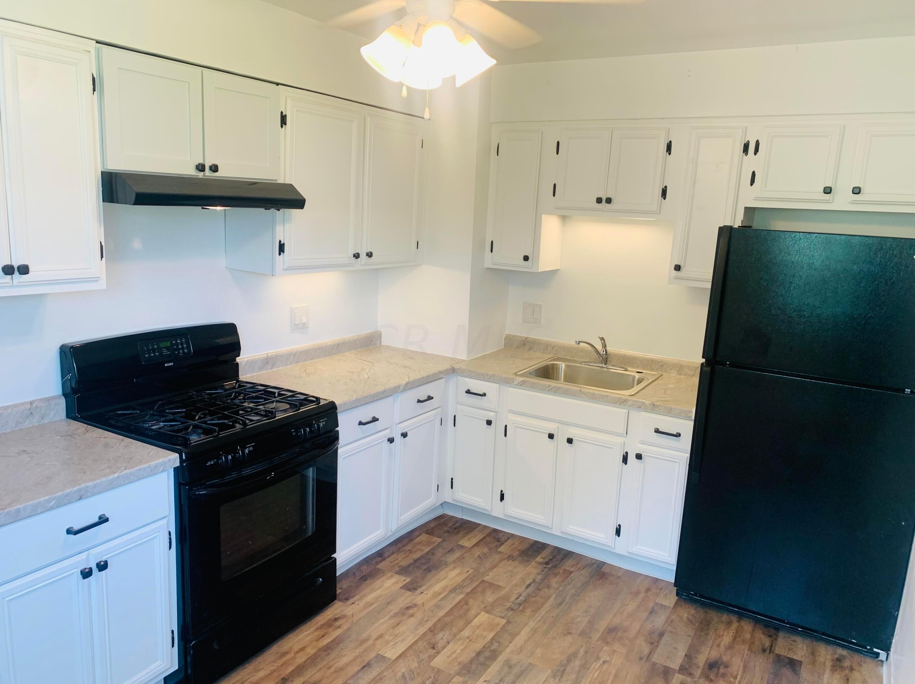 812 Hampton Rd, Columbus OH  43227-1044 exterior