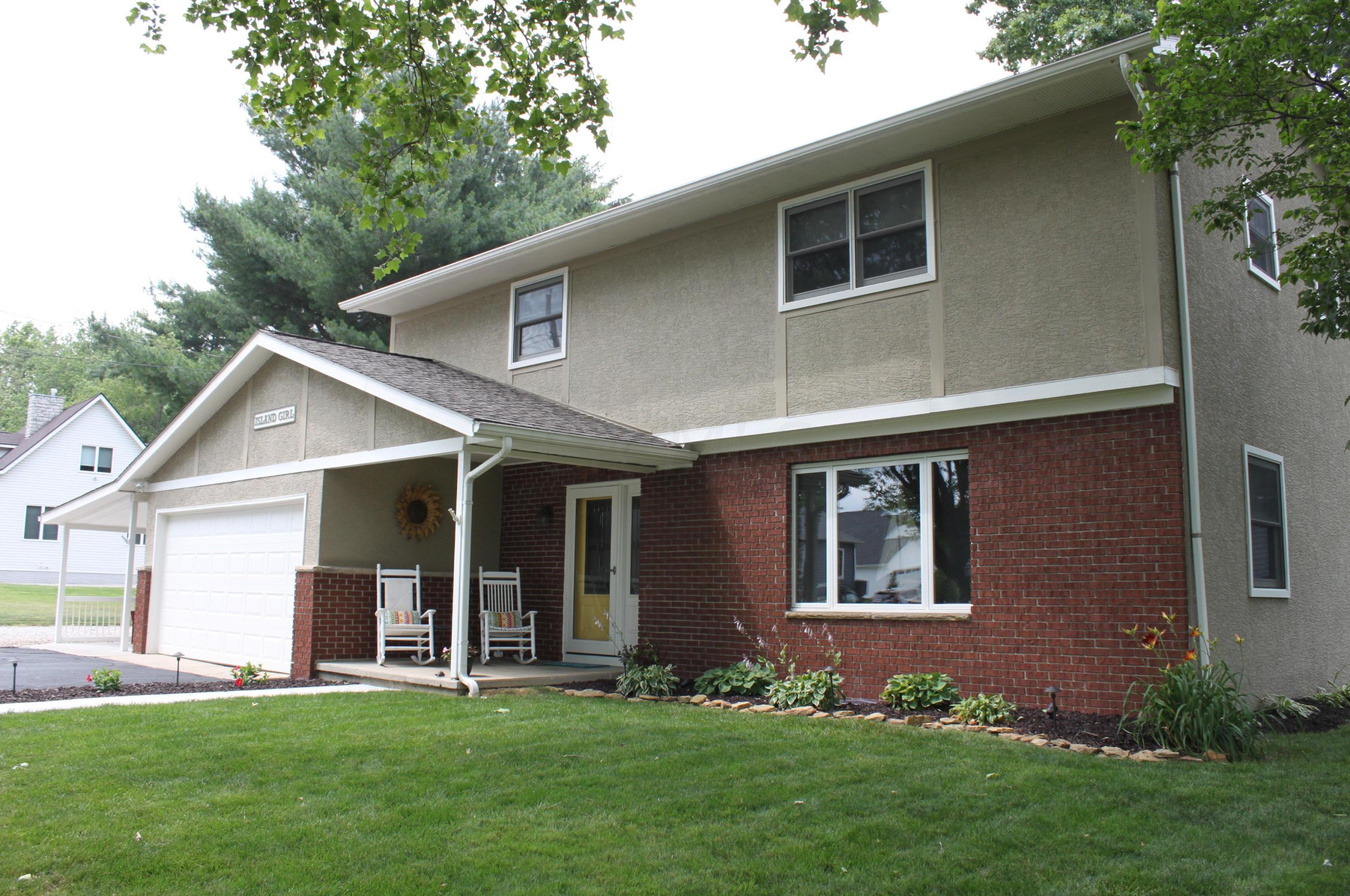 206 Wilshire Dr, Hebron, OH 43025