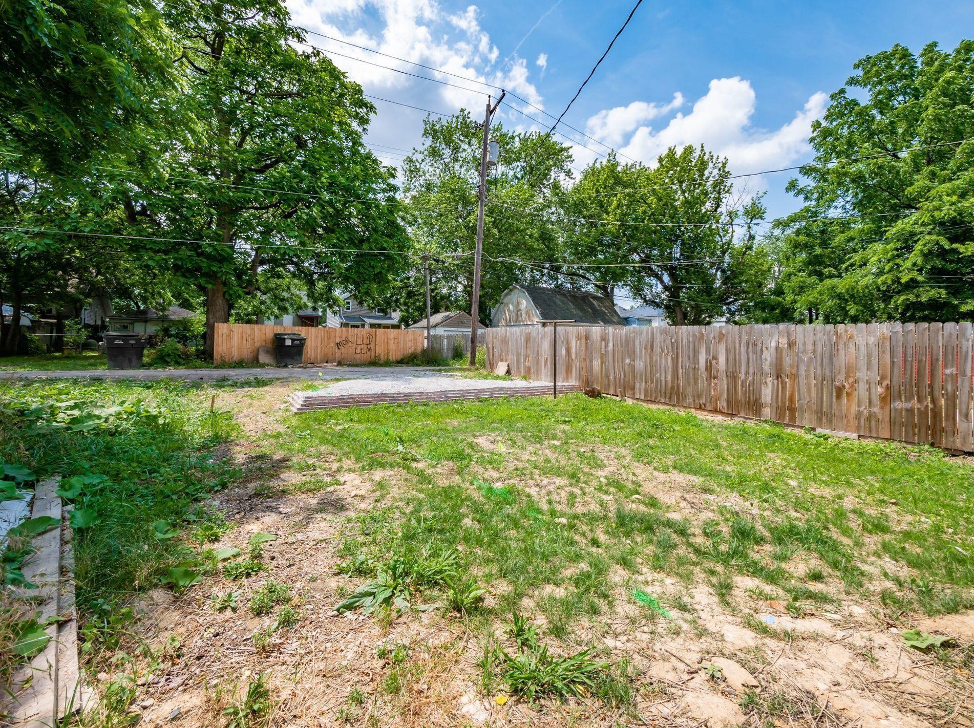 349 Warren Ave, Columbus OH  43204-3057 exterior