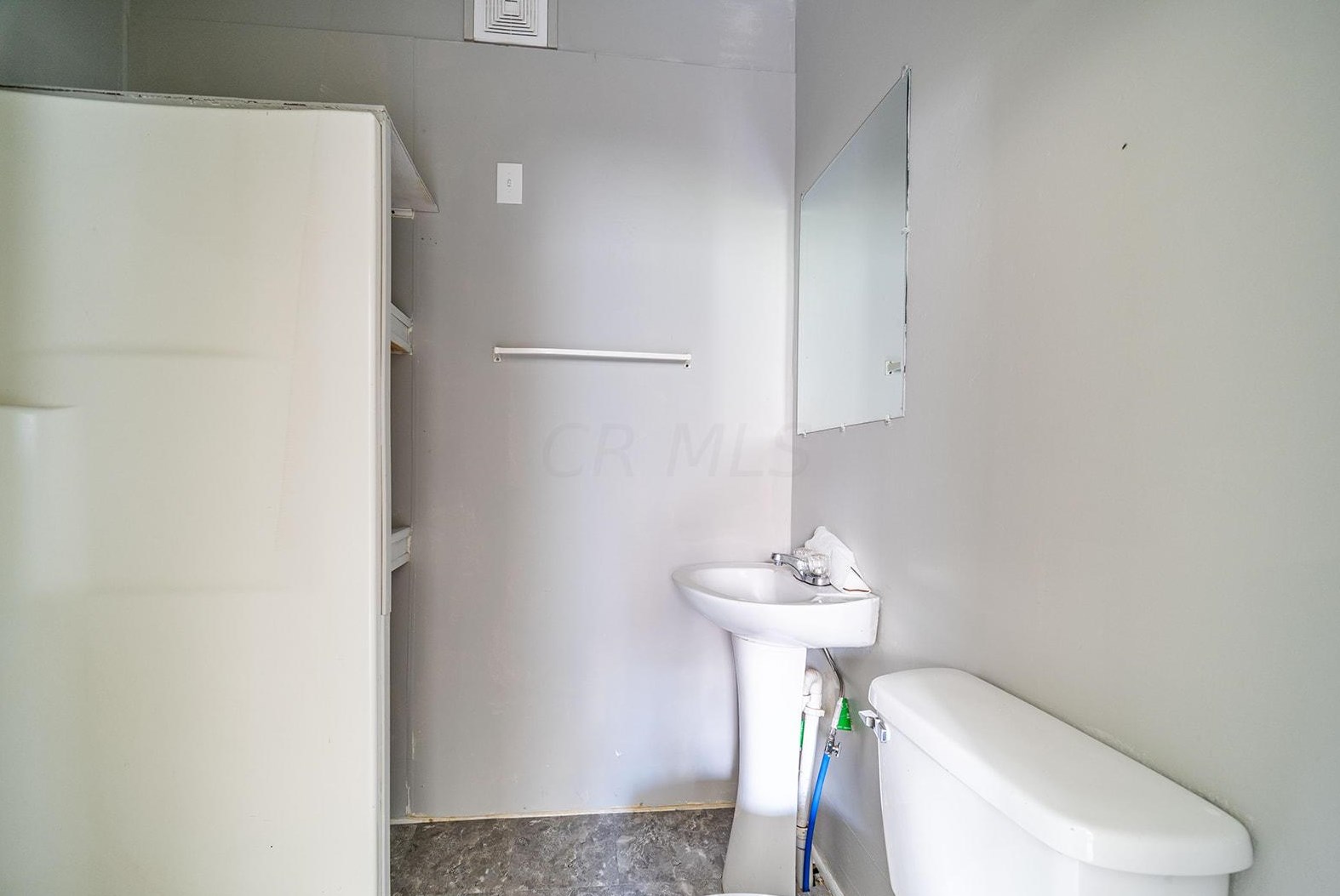 1498 Briarwood Ave, Columbus OH 43211-1407 exterior