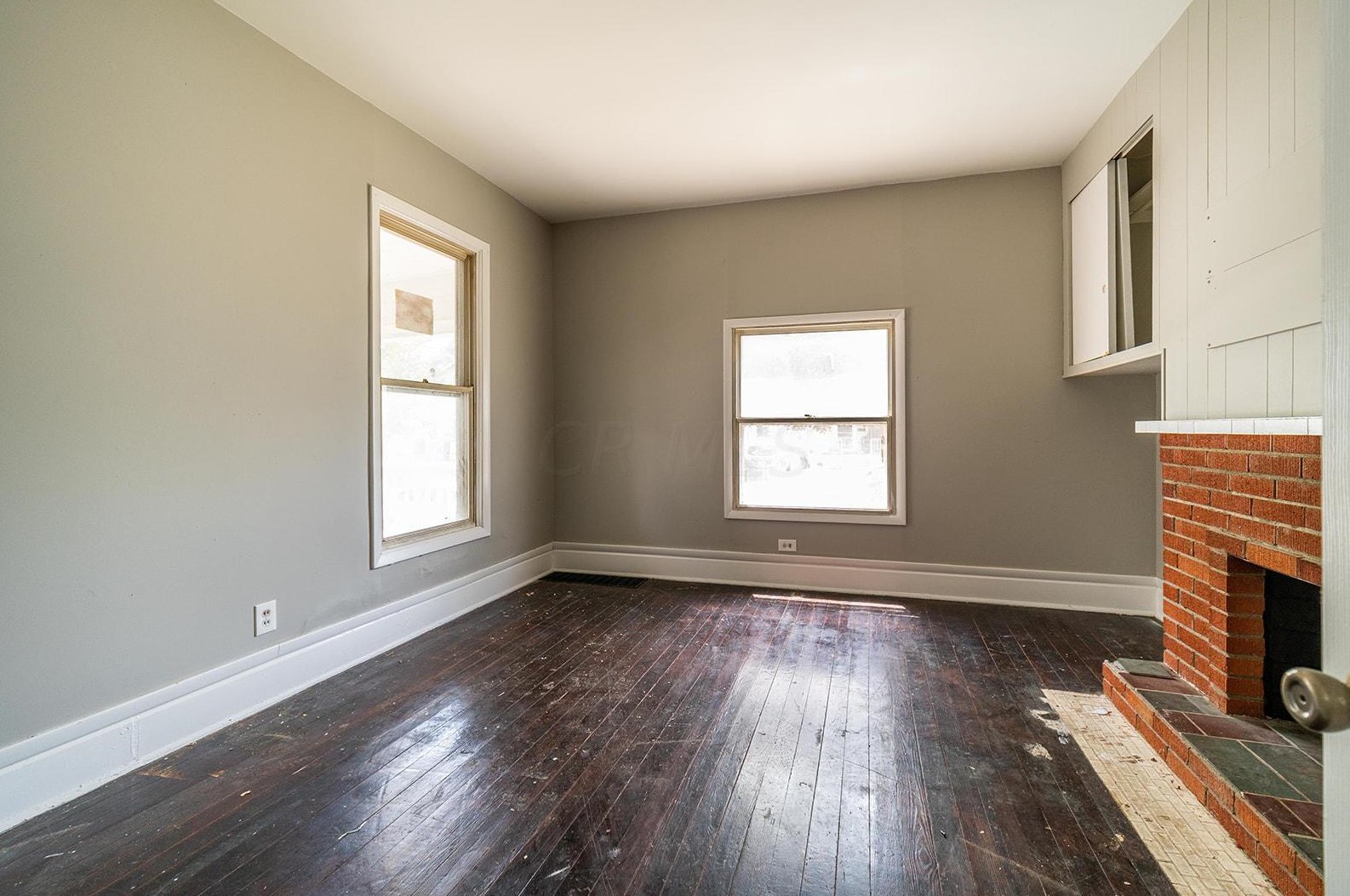 1498 Briarwood Ave, Columbus OH 43211-1407 exterior