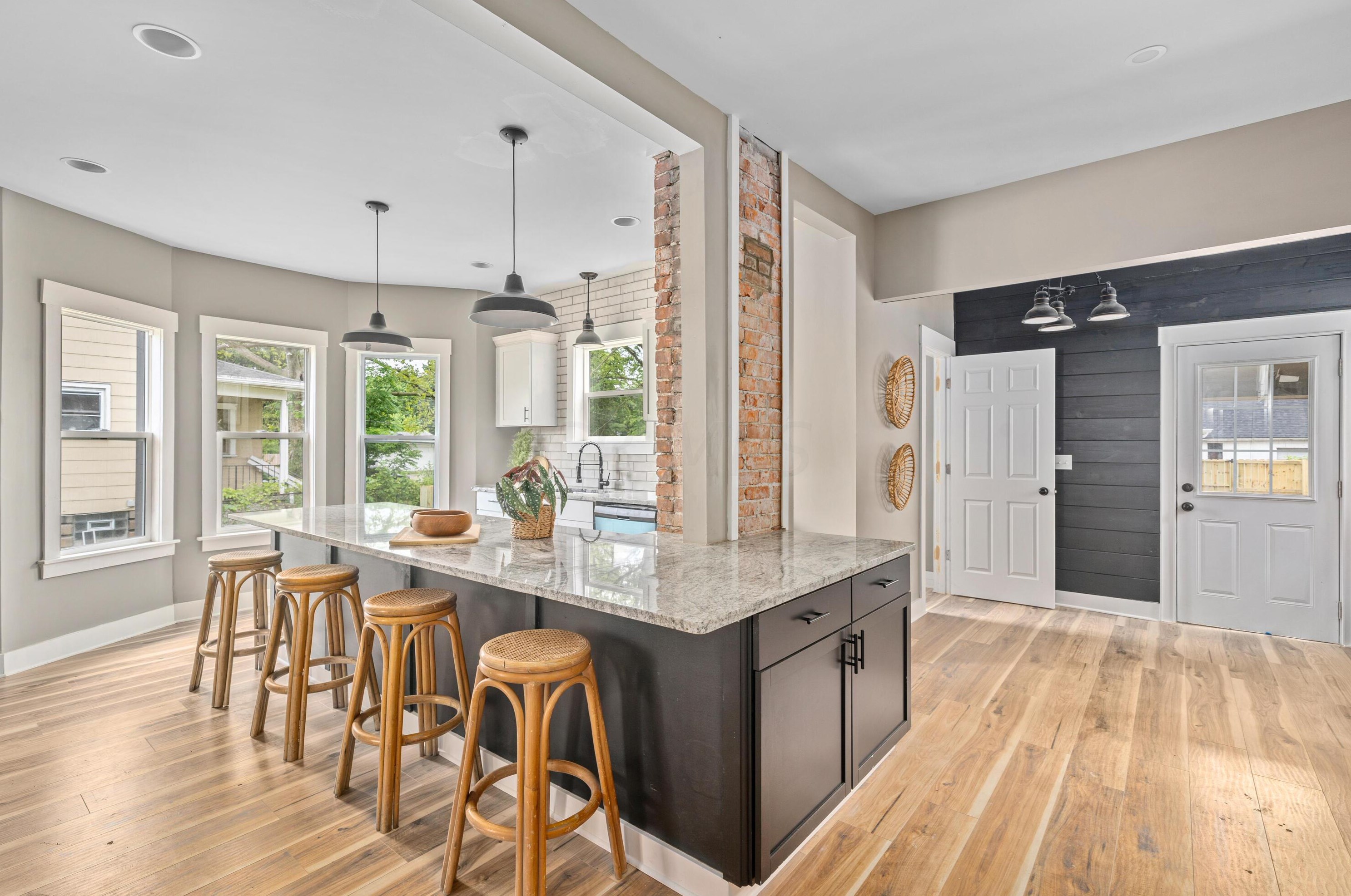 1005 Studer Ave, Columbus OH  43206-1676 exterior