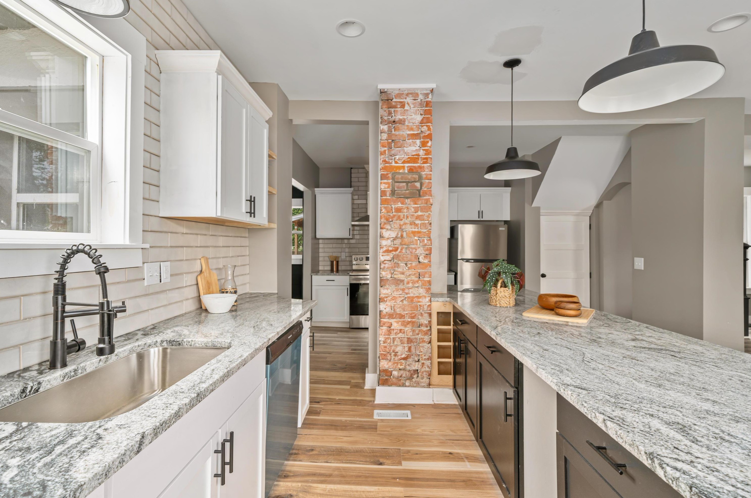 1005 Studer Ave, Columbus OH  43206-1676 exterior