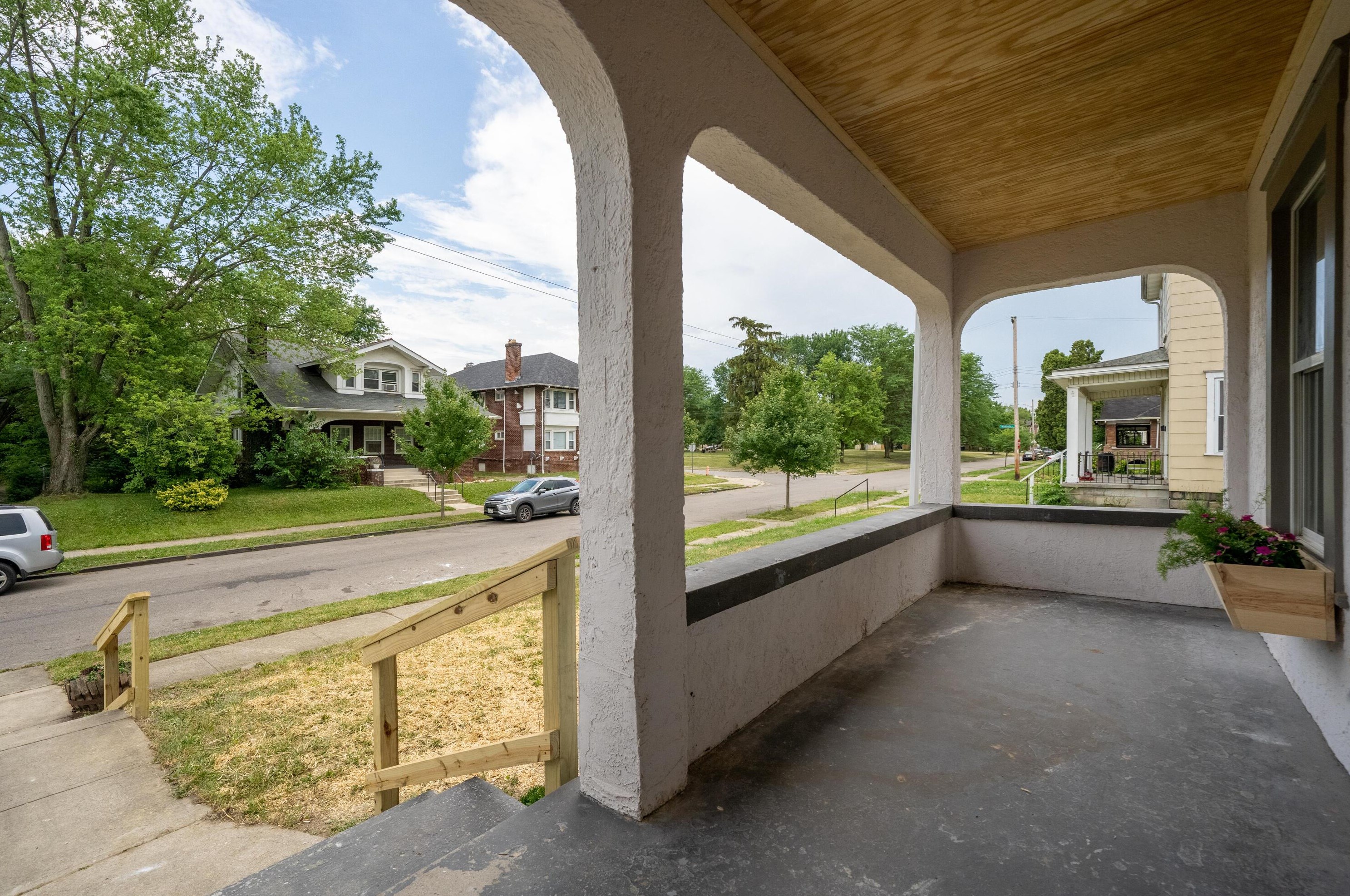 1005 Studer Ave, Columbus OH  43206-1676 exterior