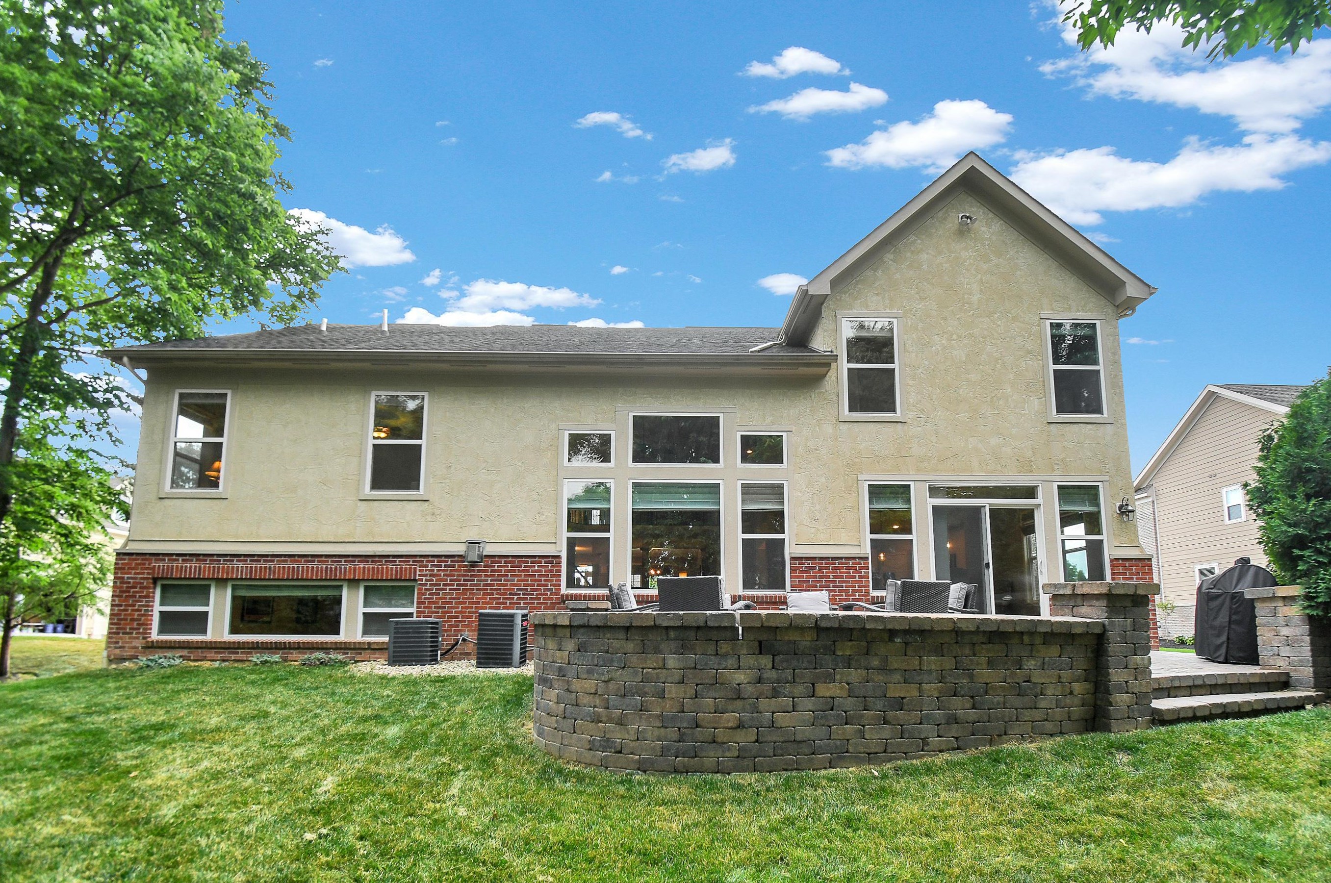 5974 Trafalgar Ln, Dublin, OH 43016-8336