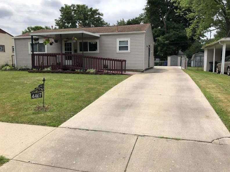 4407 Kumler Dr, Columbus, OH 43213-1840