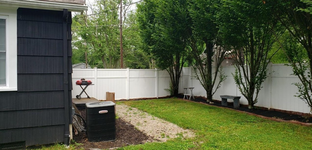 595 Lexington Ave, Thornville OH  43076-9644 exterior