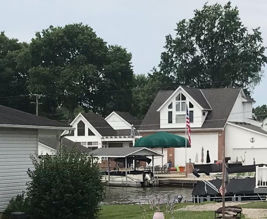 595 Lexington Ave, Thornville OH  43076-9644 exterior