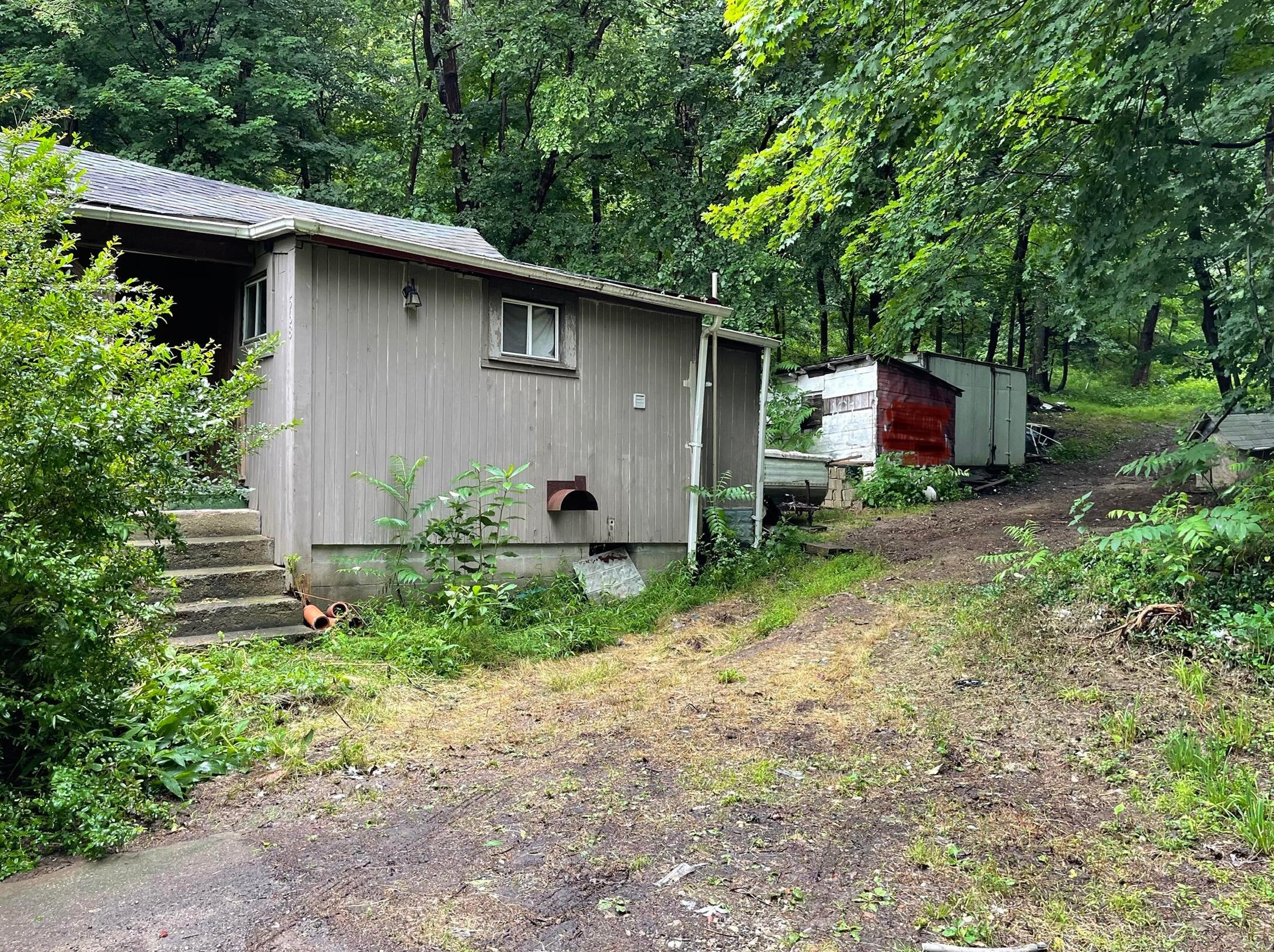 568 Wayne Ave, Zanesville, OH 43701