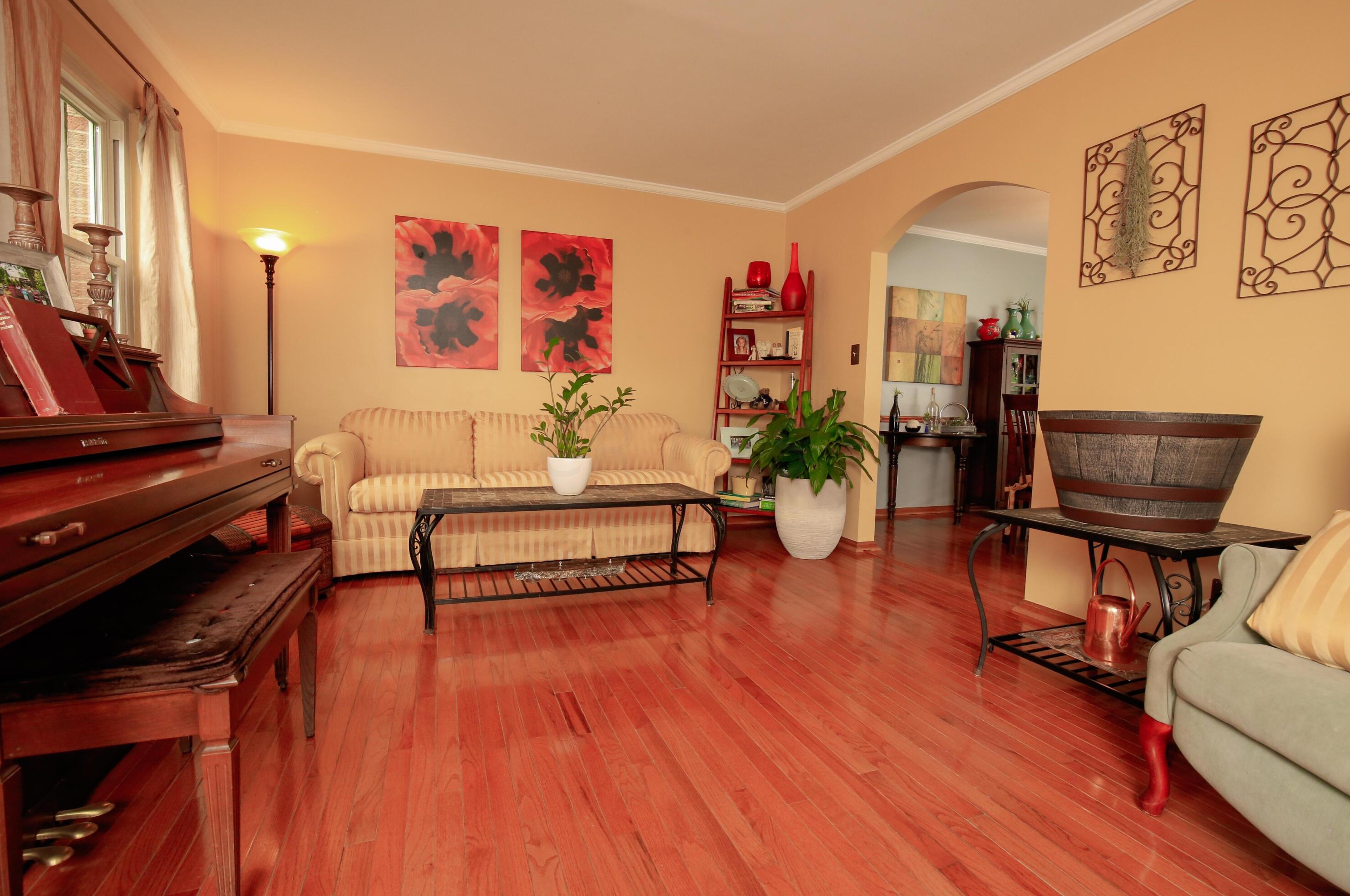 4435 Clark Pl, Darbydale, OH 43123