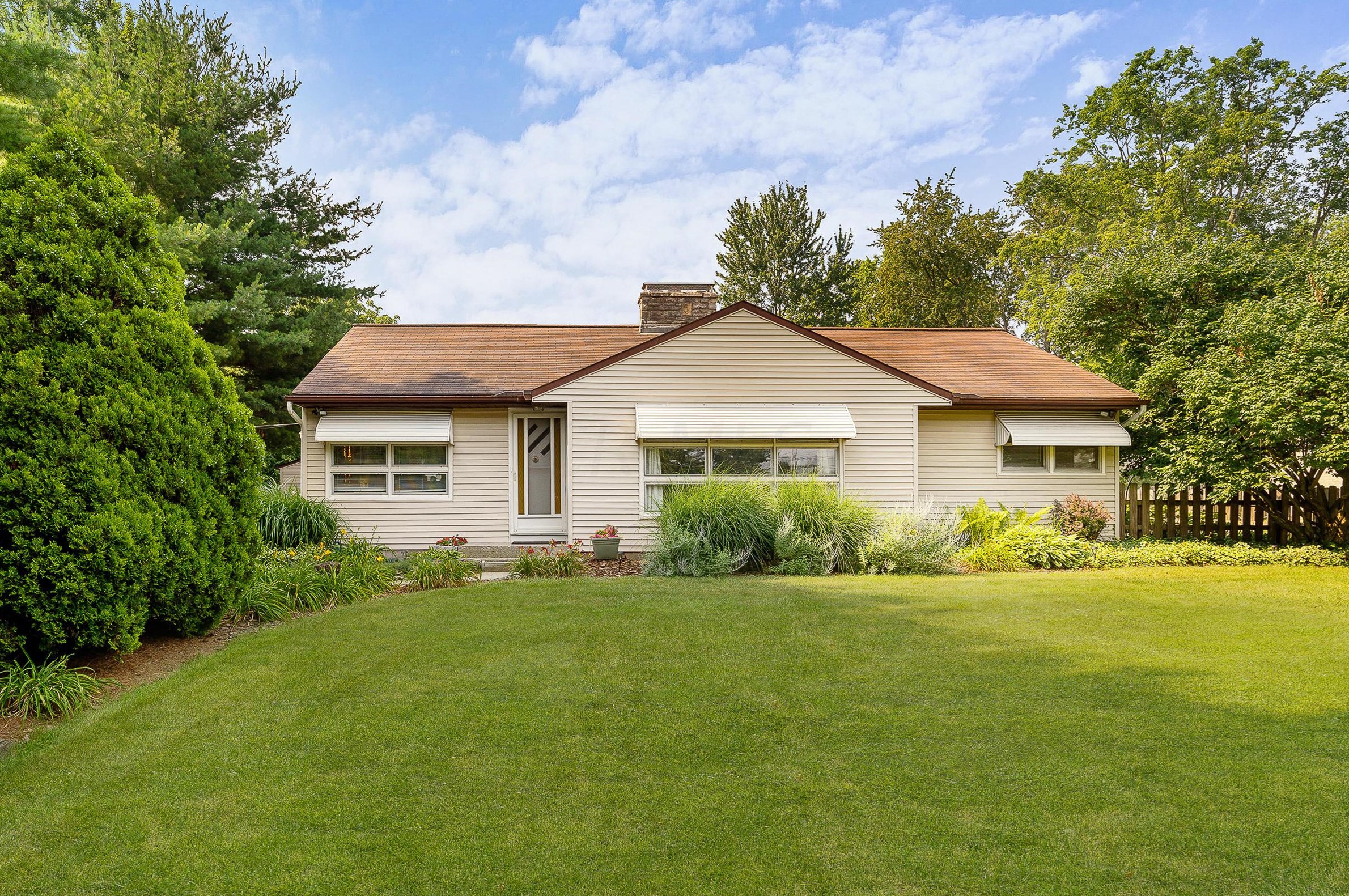 141 Marion St, Dublin, OH 43017-1321