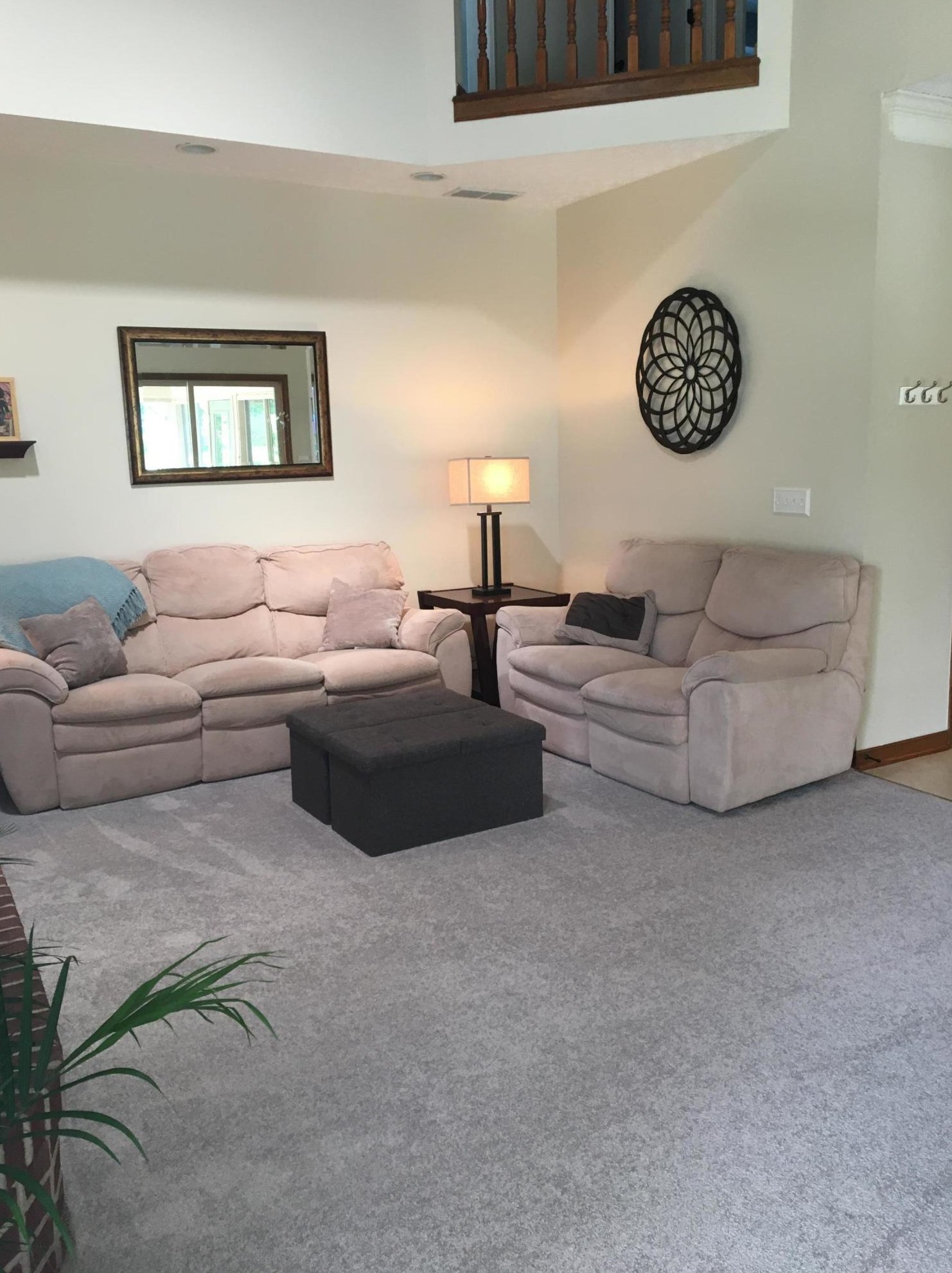536 Springwood Lake Dr, Columbus, OH 43230-7005