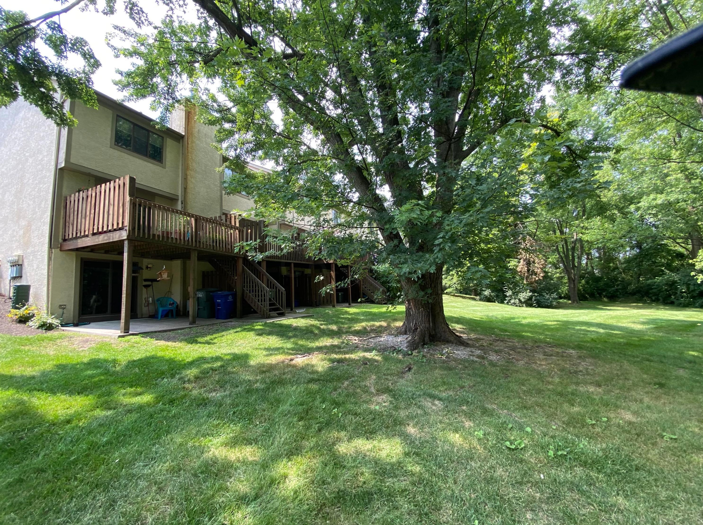 5708 Great Hall Ct, Columbus OH 43231-3067 exterior