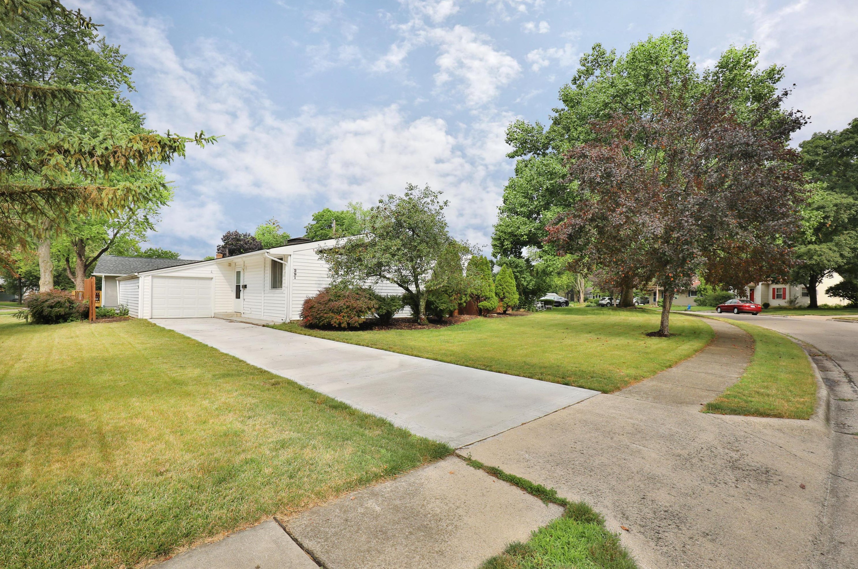 291 Pingree Dr, Sharon Township, OH 43085