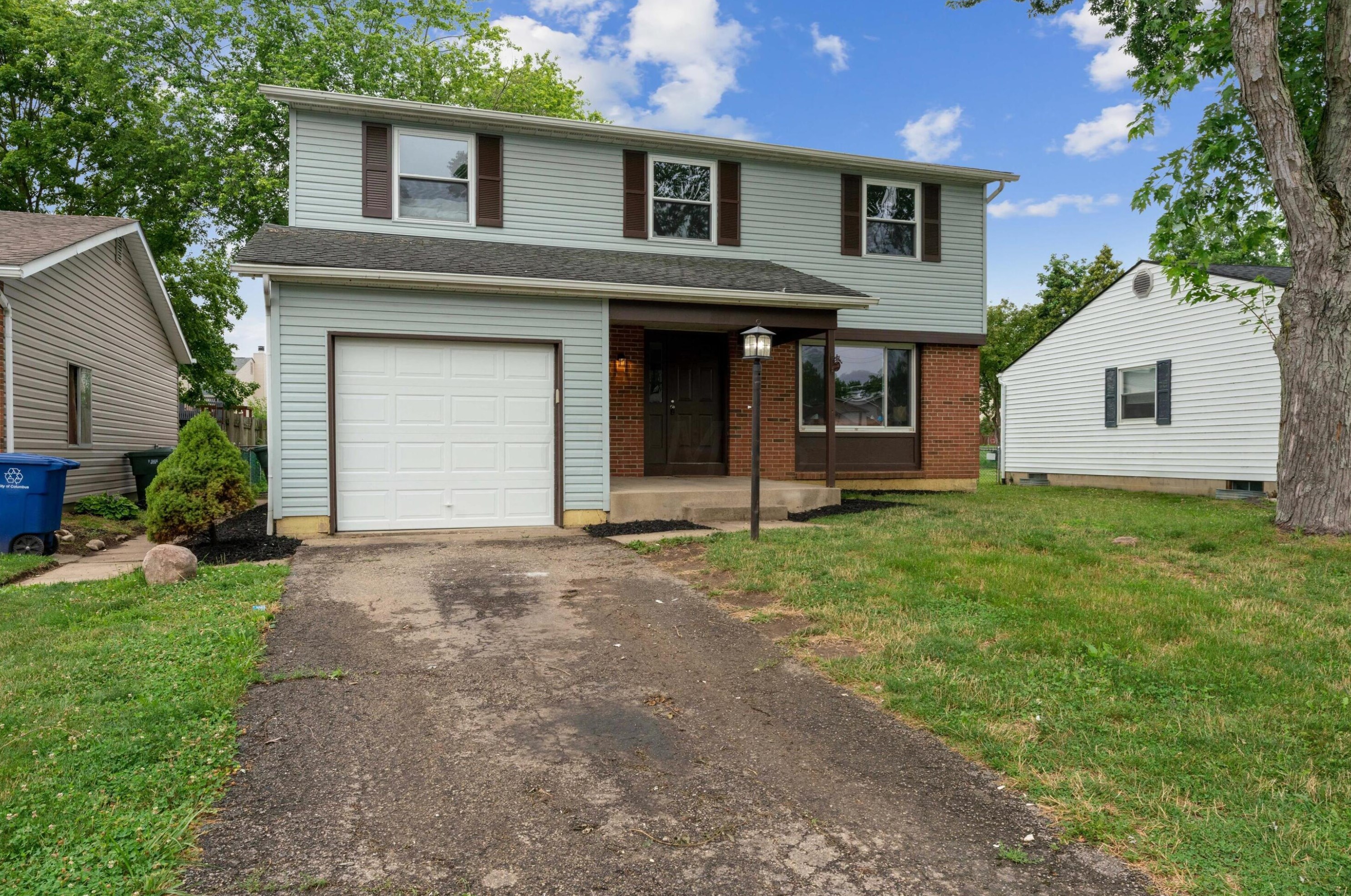 2149 Keller W Pl, Darbydale, OH 43123